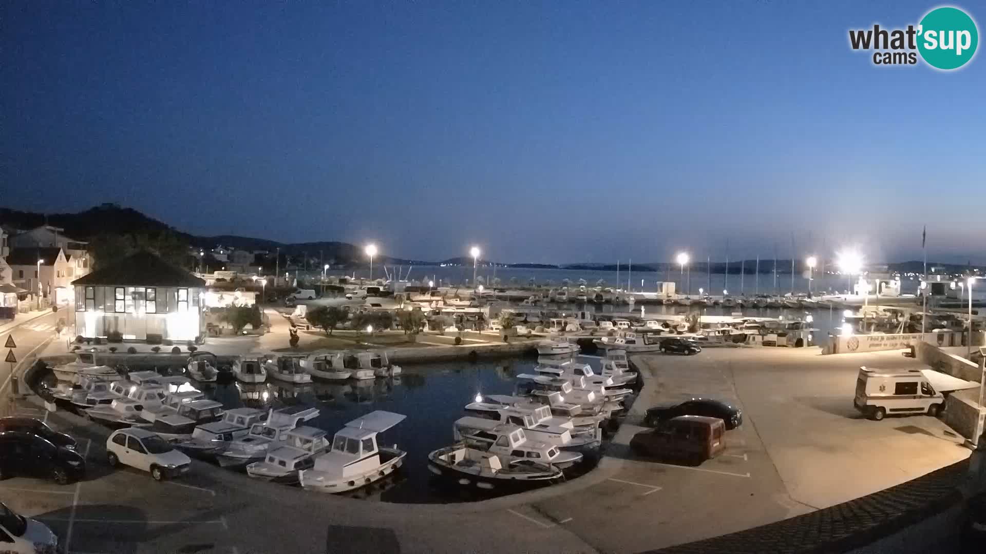 Webcam Live Tkon –  puerto deportivo y el puerto
