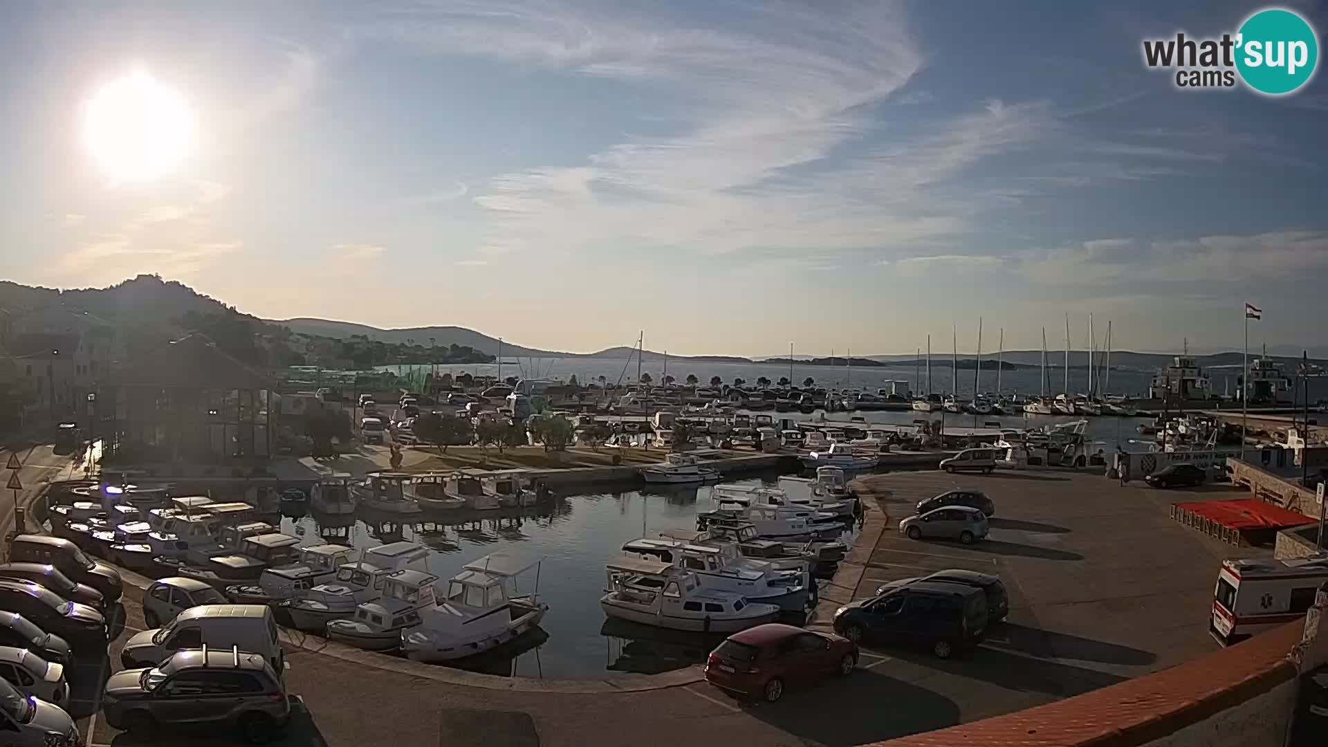 Webcam Live Tkon –  puerto deportivo y el puerto