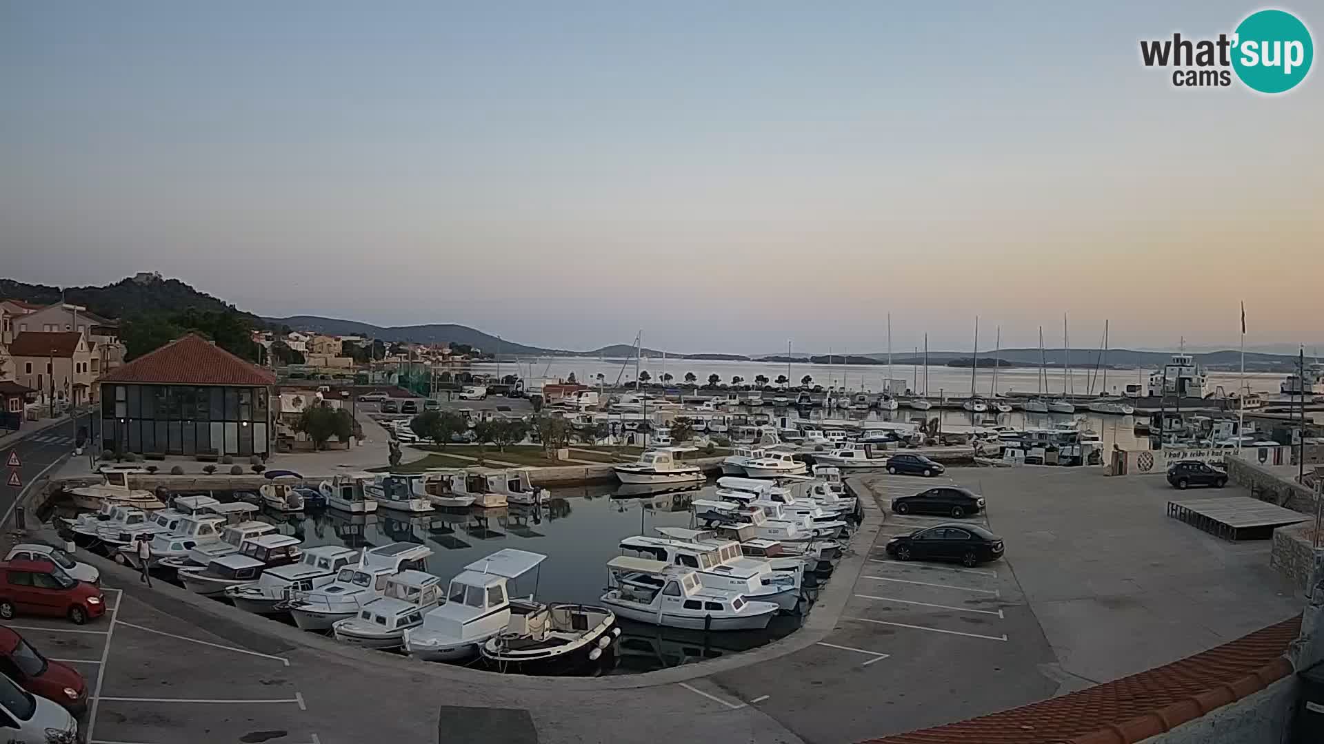 Webcam Live Tkon –  puerto deportivo y el puerto
