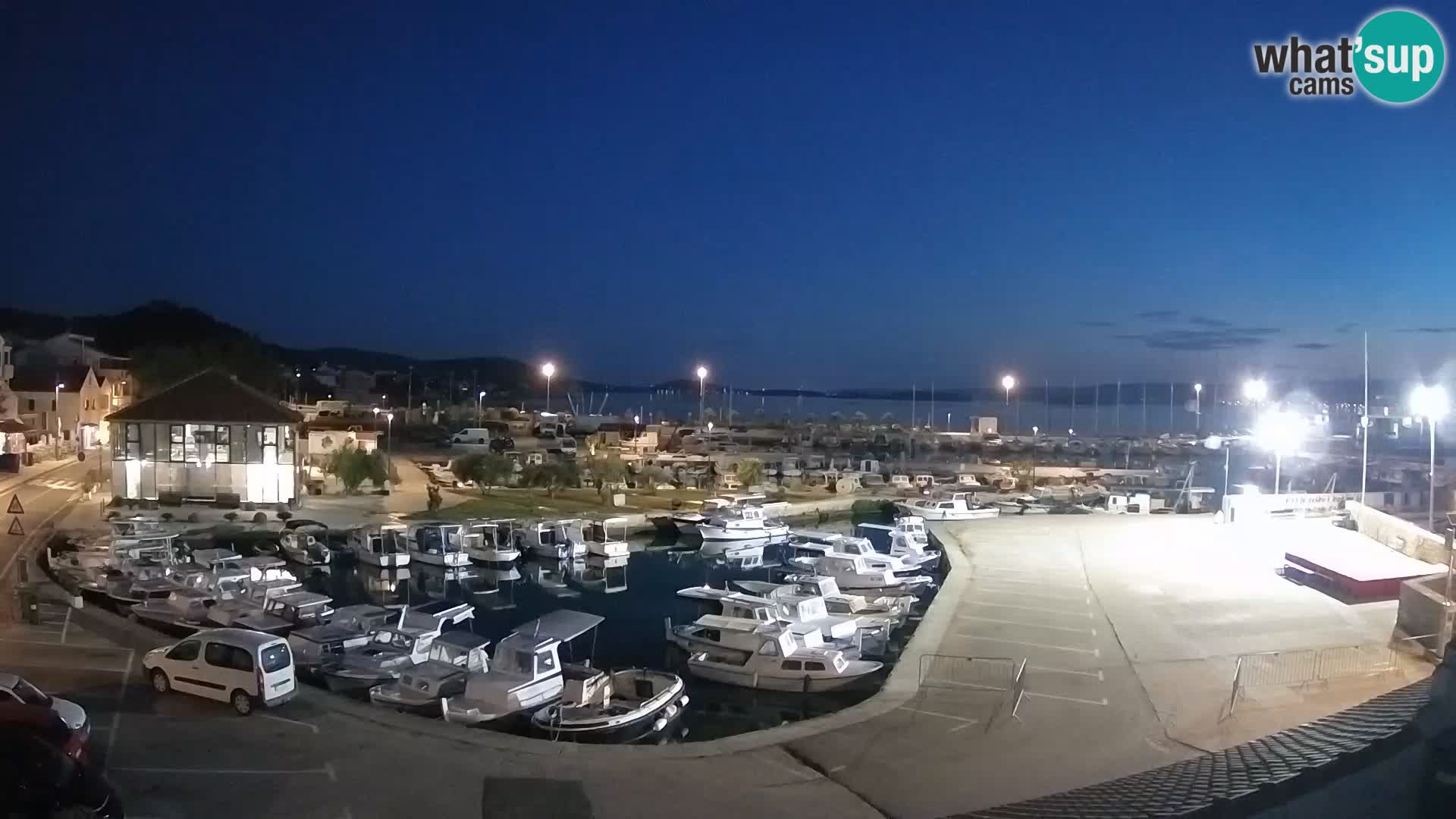 Webcam Live Tkon –  puerto deportivo y el puerto