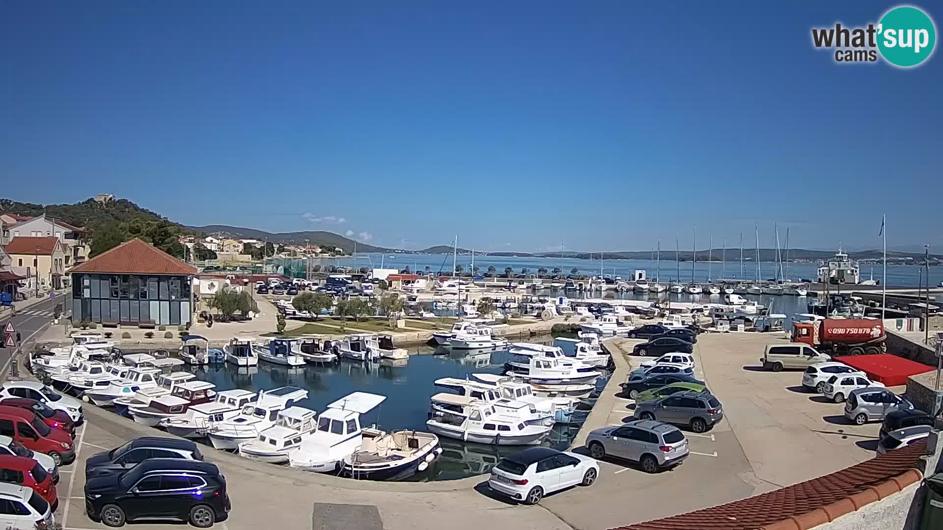 Webcam Live Tkon –  puerto deportivo y el puerto