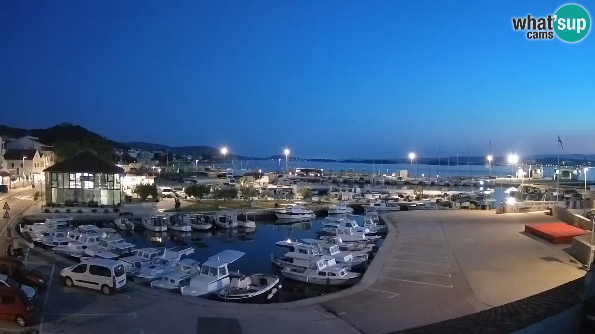 Webcam Live Tkon –  puerto deportivo y el puerto