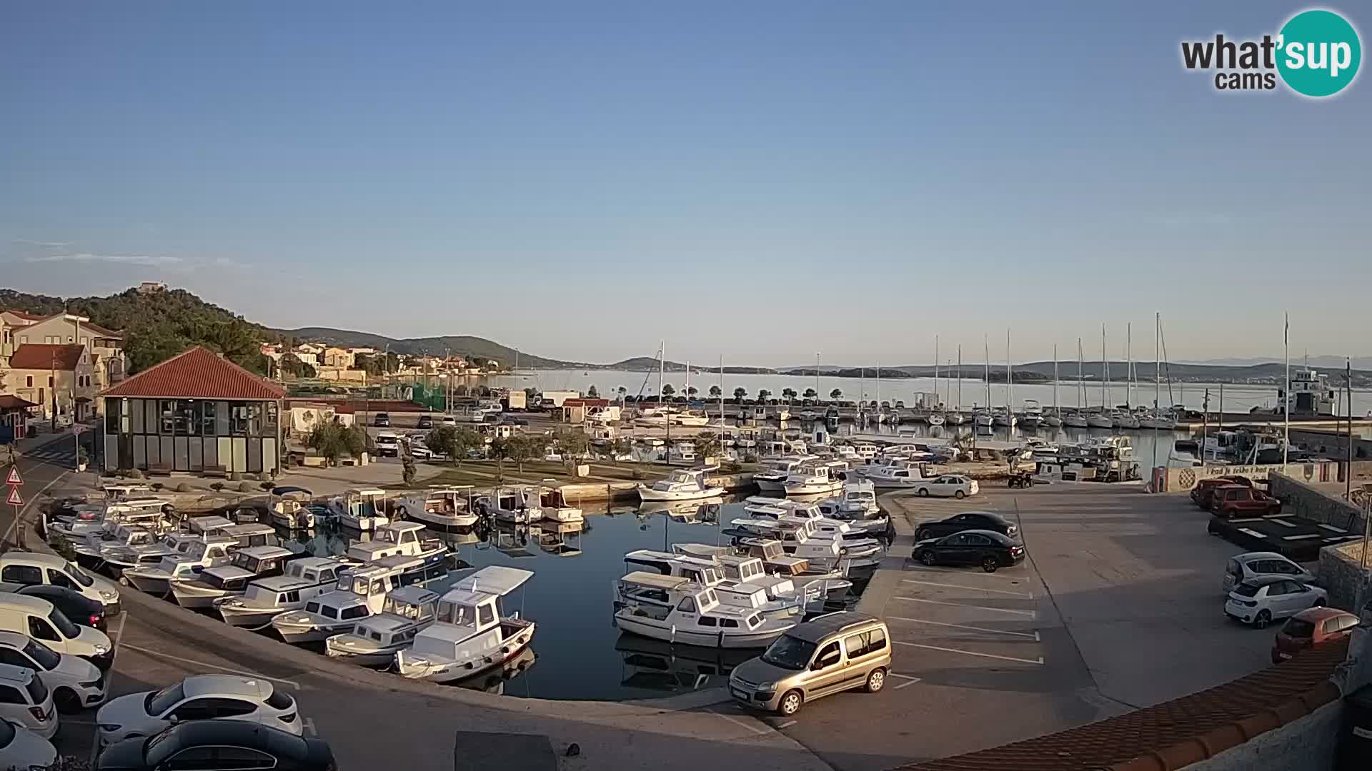 Webcam Live Tkon –  puerto deportivo y el puerto