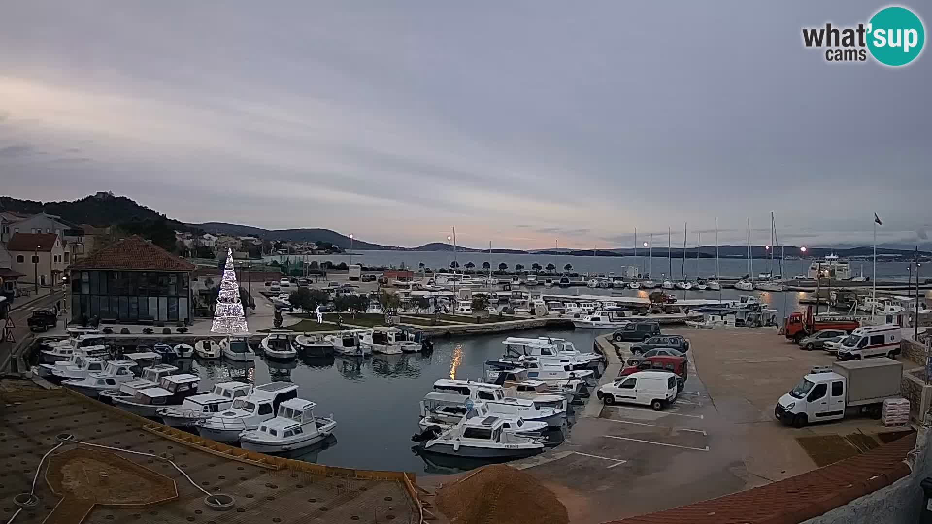 Webcam Live Tkon –  puerto deportivo y el puerto