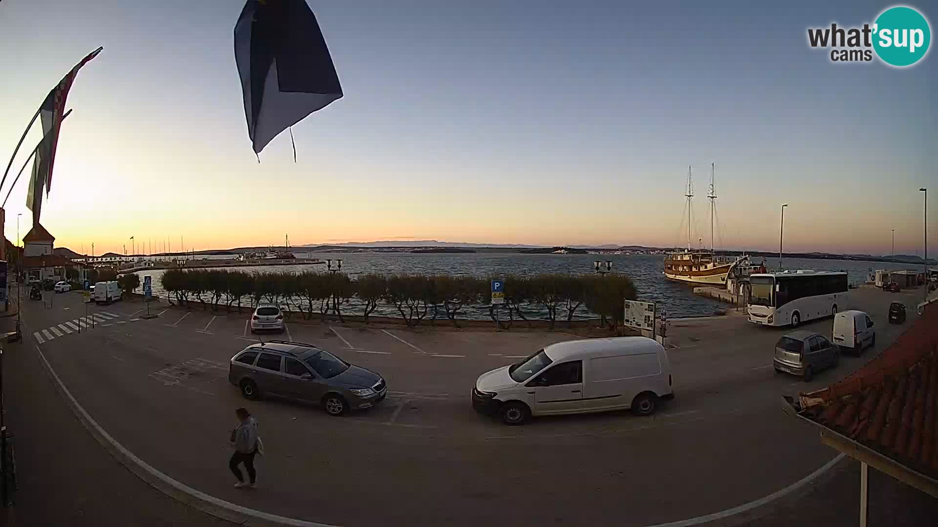Webcam Tkon – Fährschiff-Terminal