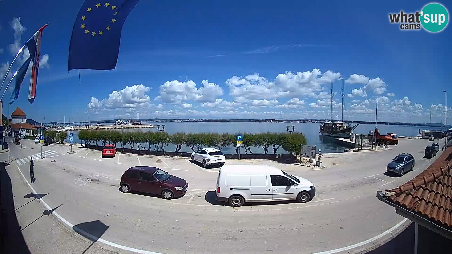 Spletna kamera Tkon – trajektni terminal