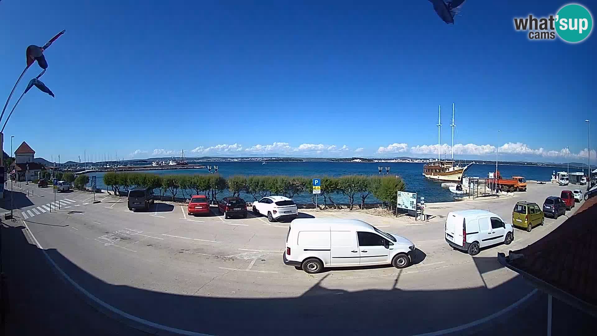 Webcam Tkon – Fährschiff-Terminal