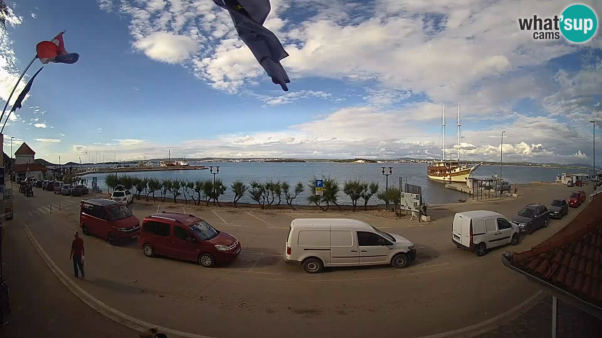 Spletna kamera Tkon – trajektni terminal