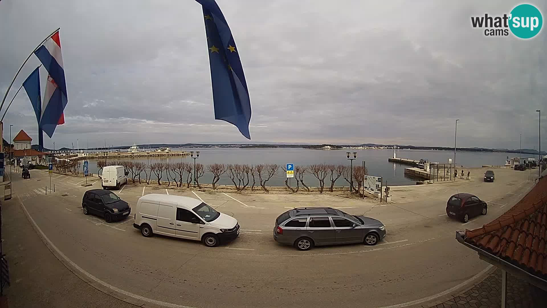 Webcam Tkon – Fährschiff-Terminal