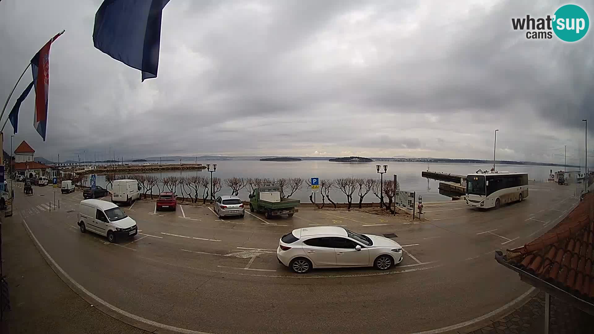 Webcam Tkon – Fährschiff-Terminal