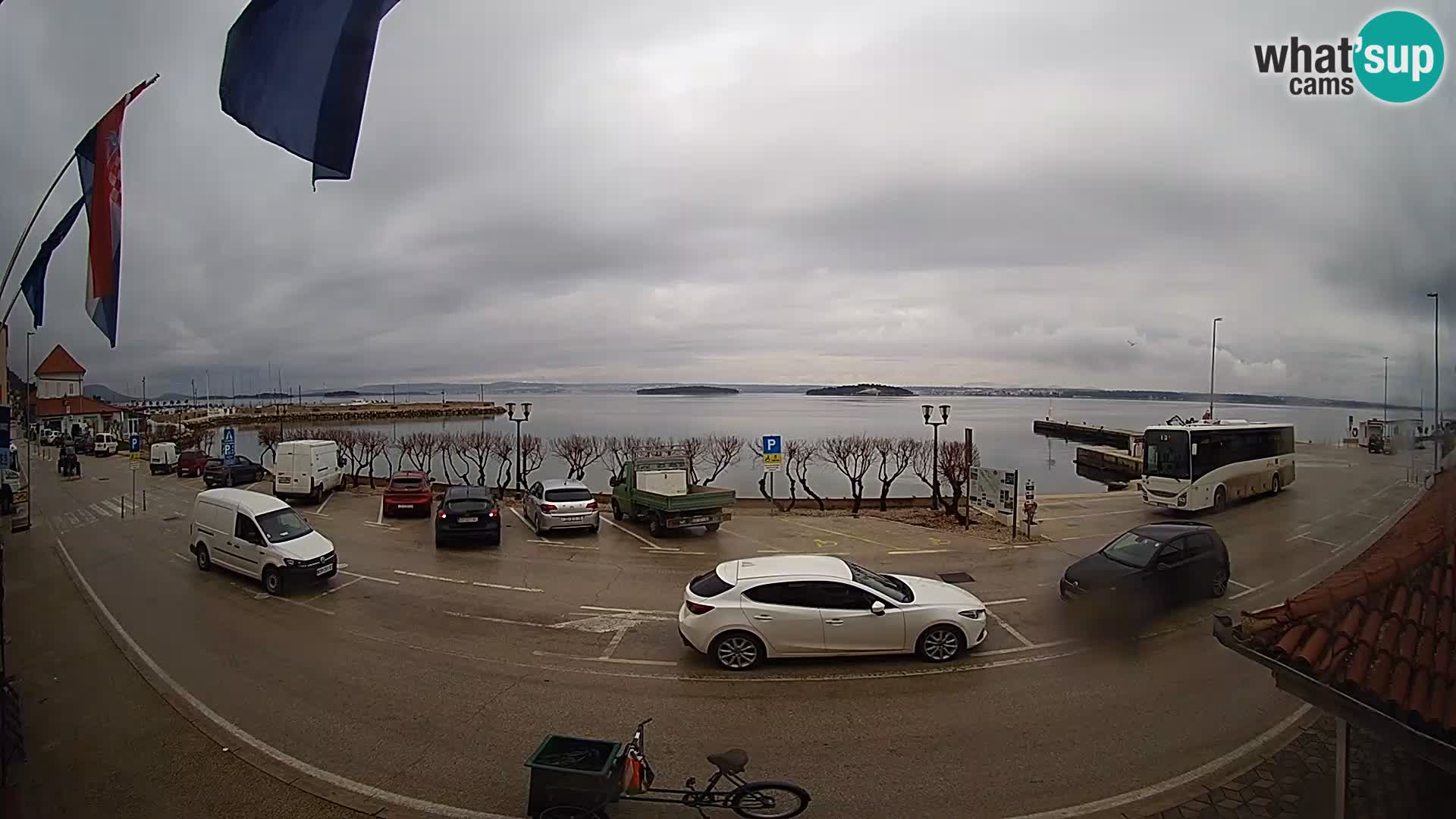 Webcam Tkon – Fährschiff-Terminal