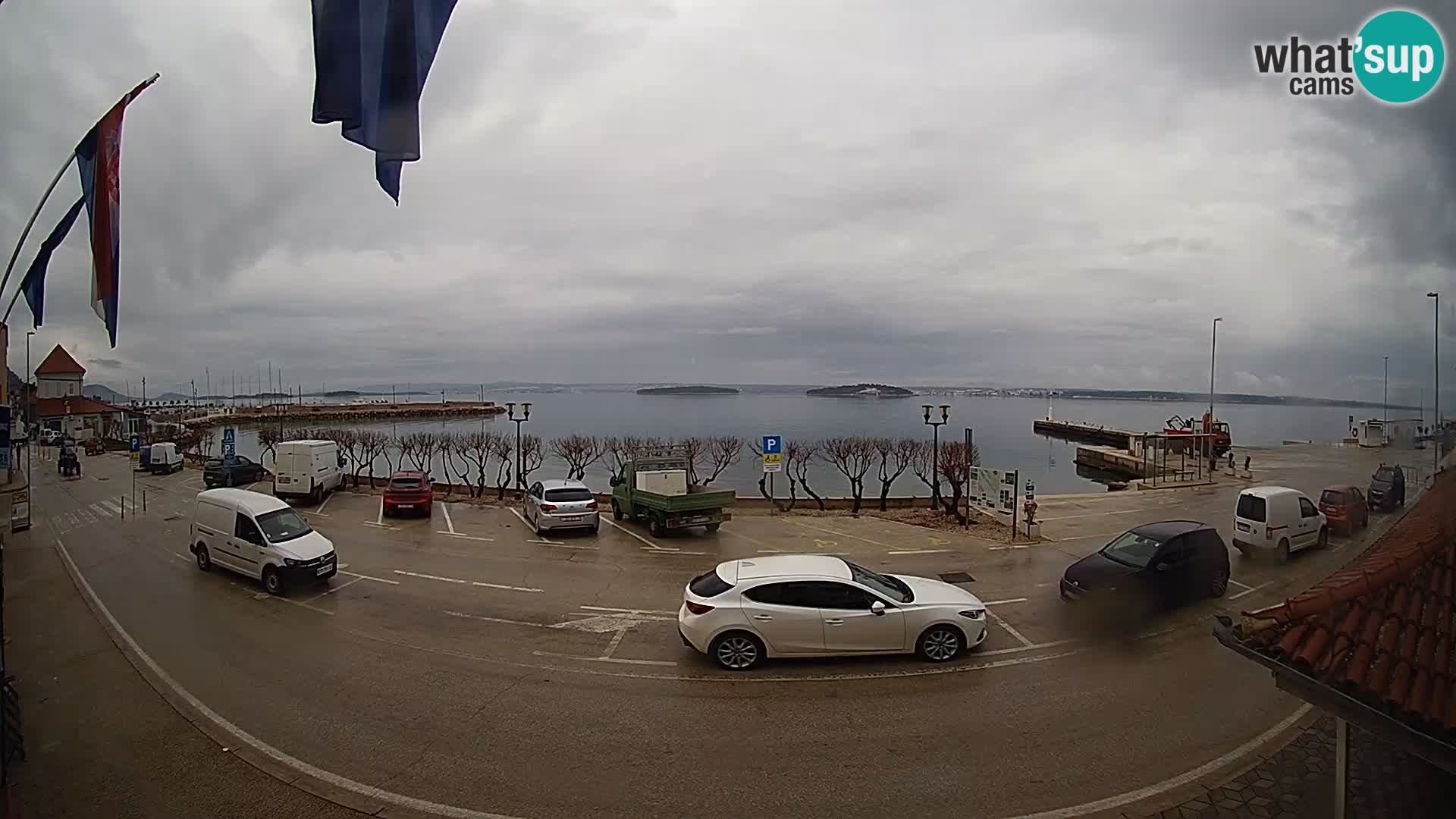 Webcam Tkon – Fährschiff-Terminal