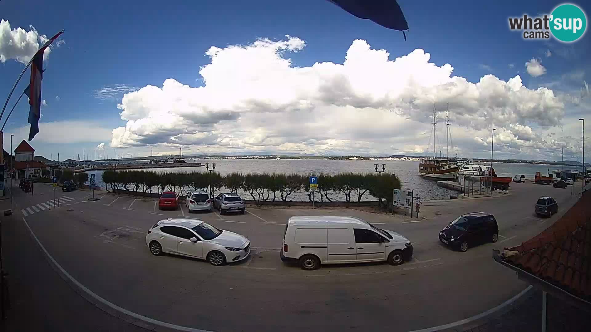 Spletna kamera Tkon – trajektni terminal
