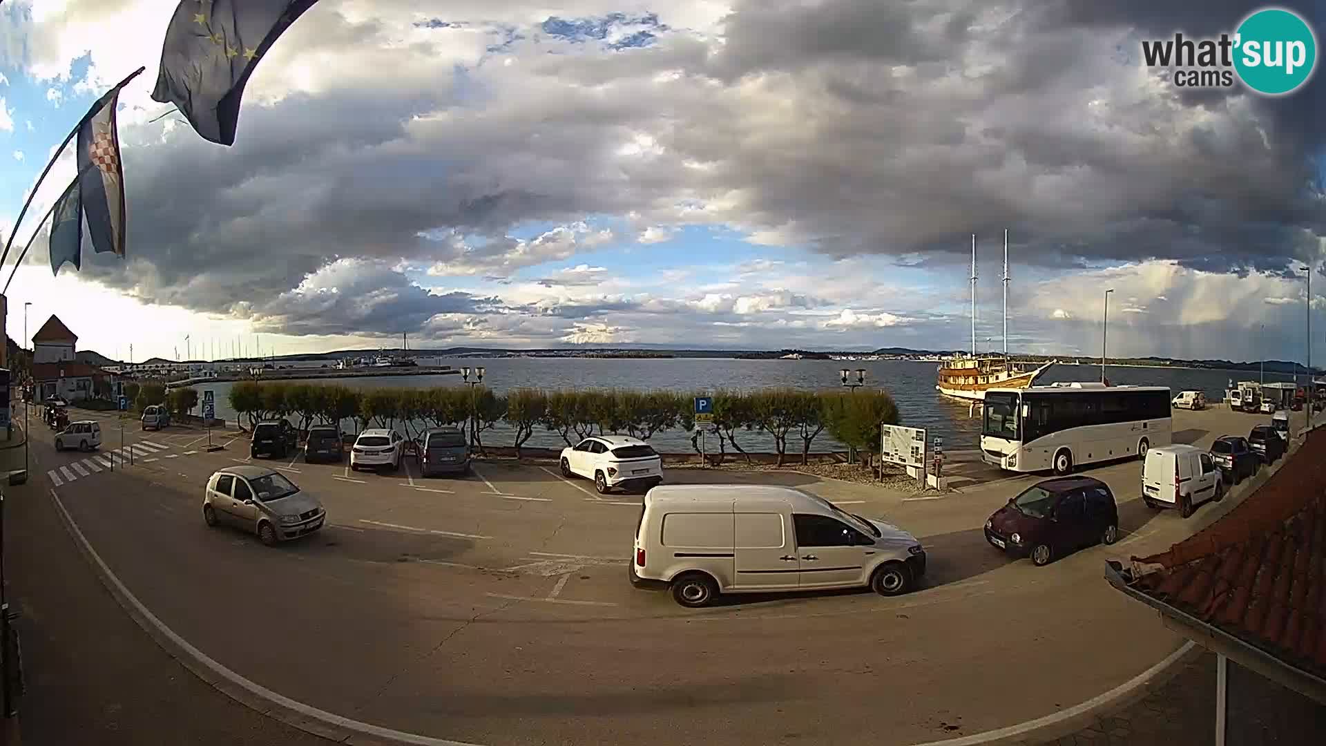 Webcam Tkon – Fährschiff-Terminal