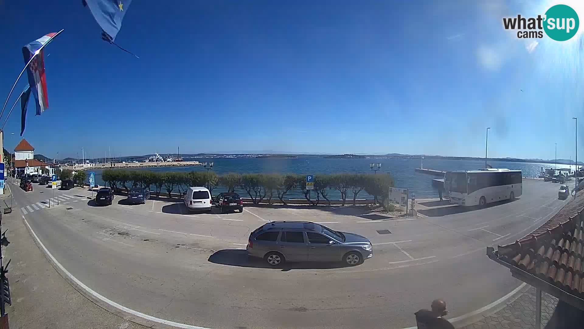 Spletna kamera Tkon – trajektni terminal