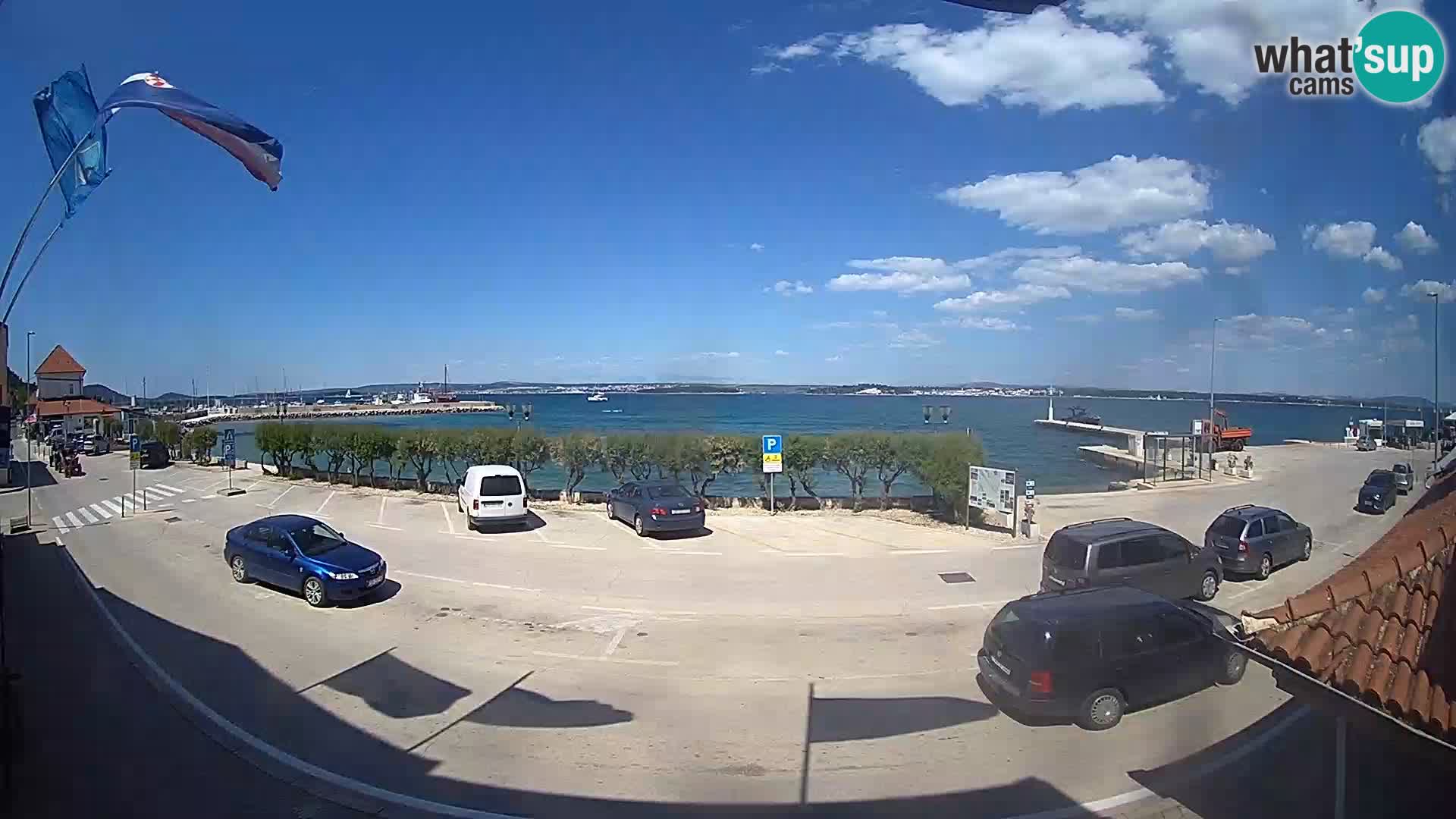 Spletna kamera Tkon – trajektni terminal