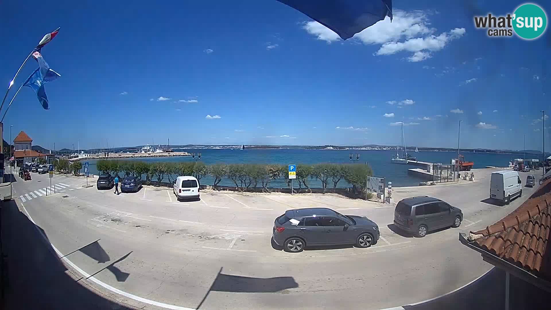 Spletna kamera Tkon – trajektni terminal