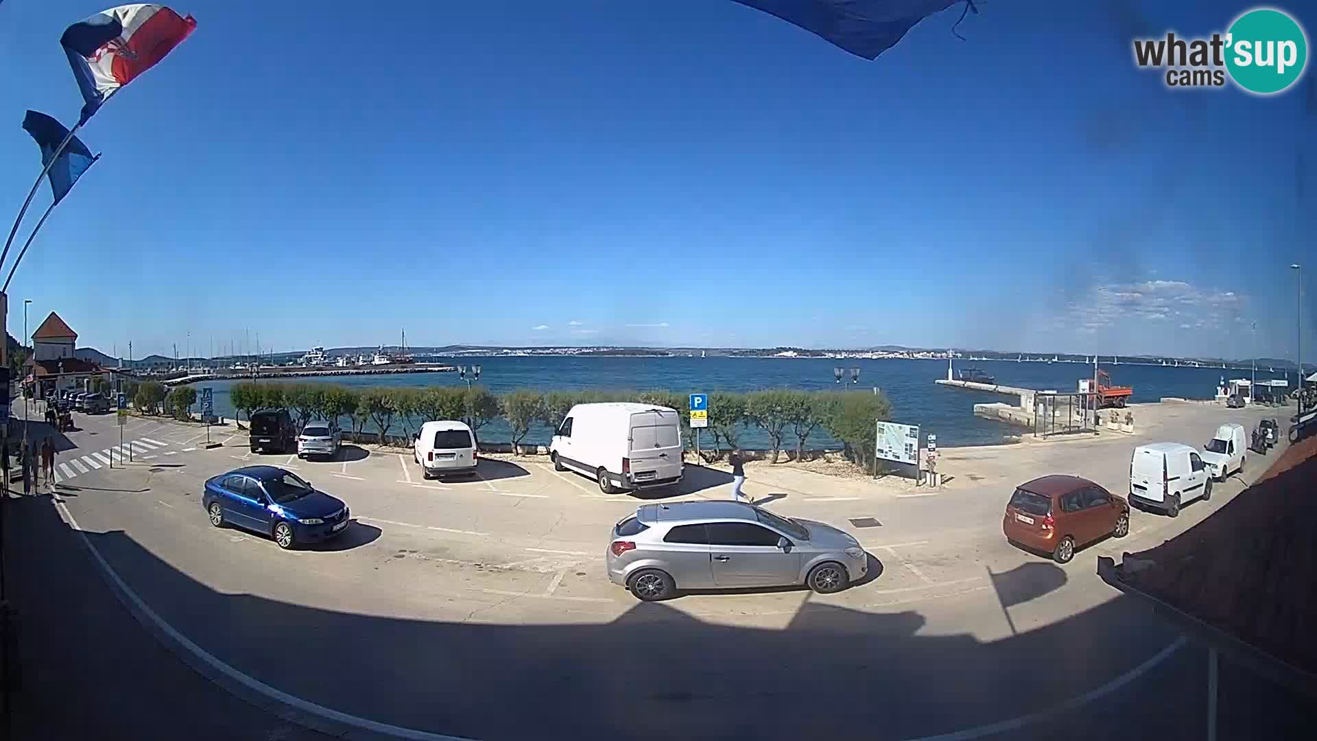 Spletna kamera Tkon – trajektni terminal