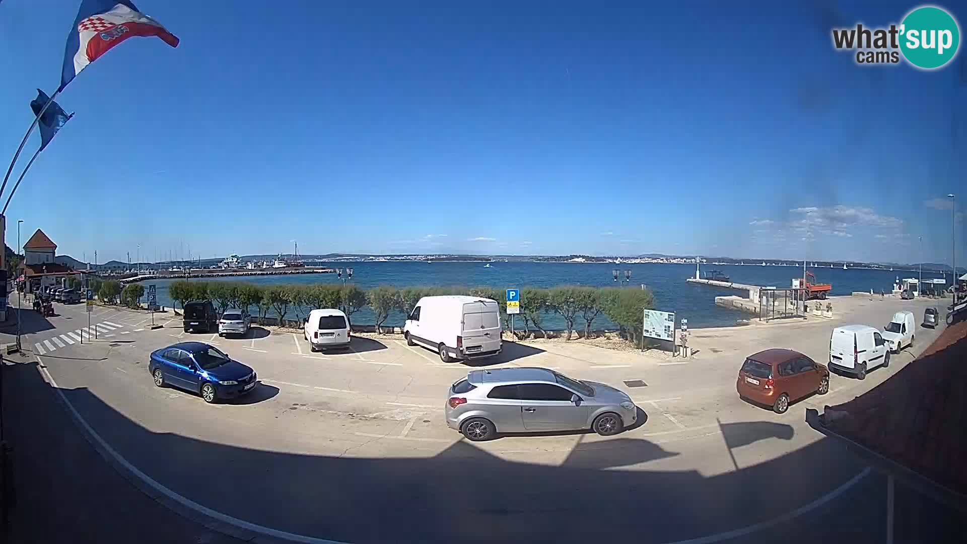 Web kamer u živo Tkon – trajektni terminal