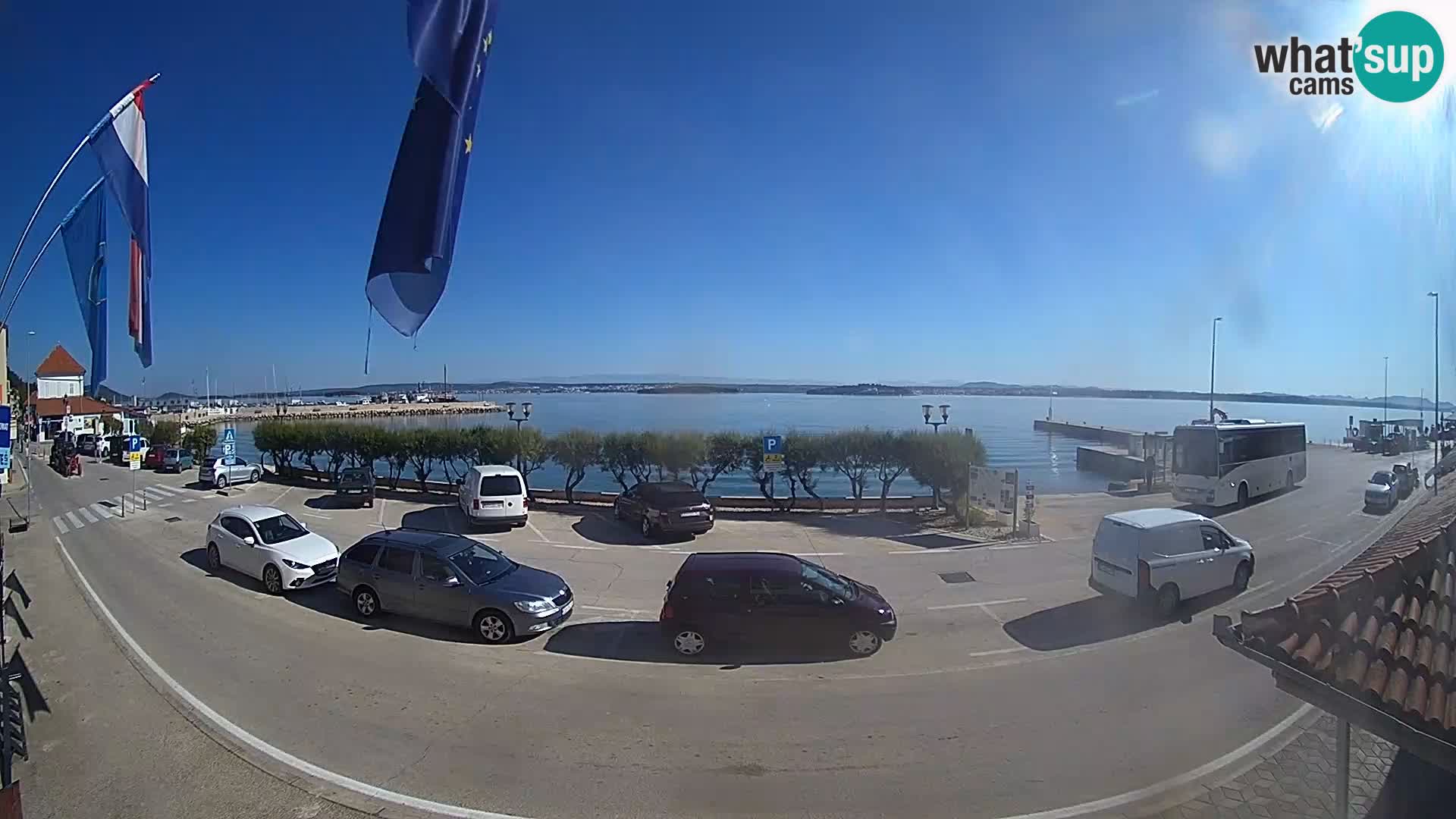 Spletna kamera Tkon – trajektni terminal
