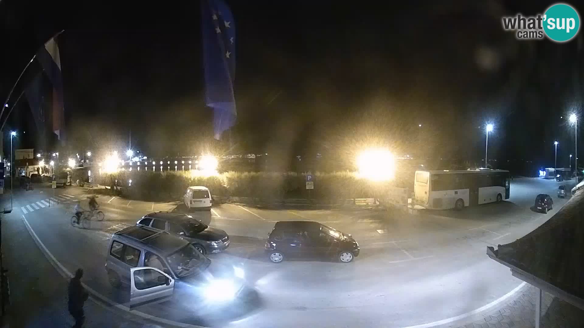 Web kamer u živo Tkon – trajektni terminal