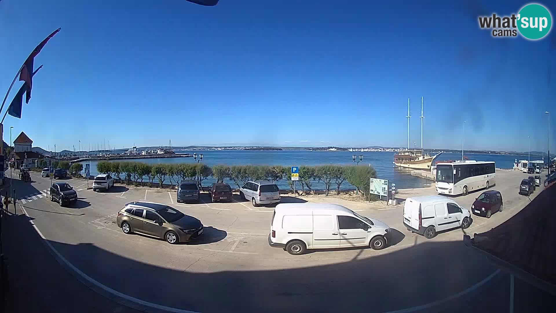 Webcam Tkon – Fährschiff-Terminal