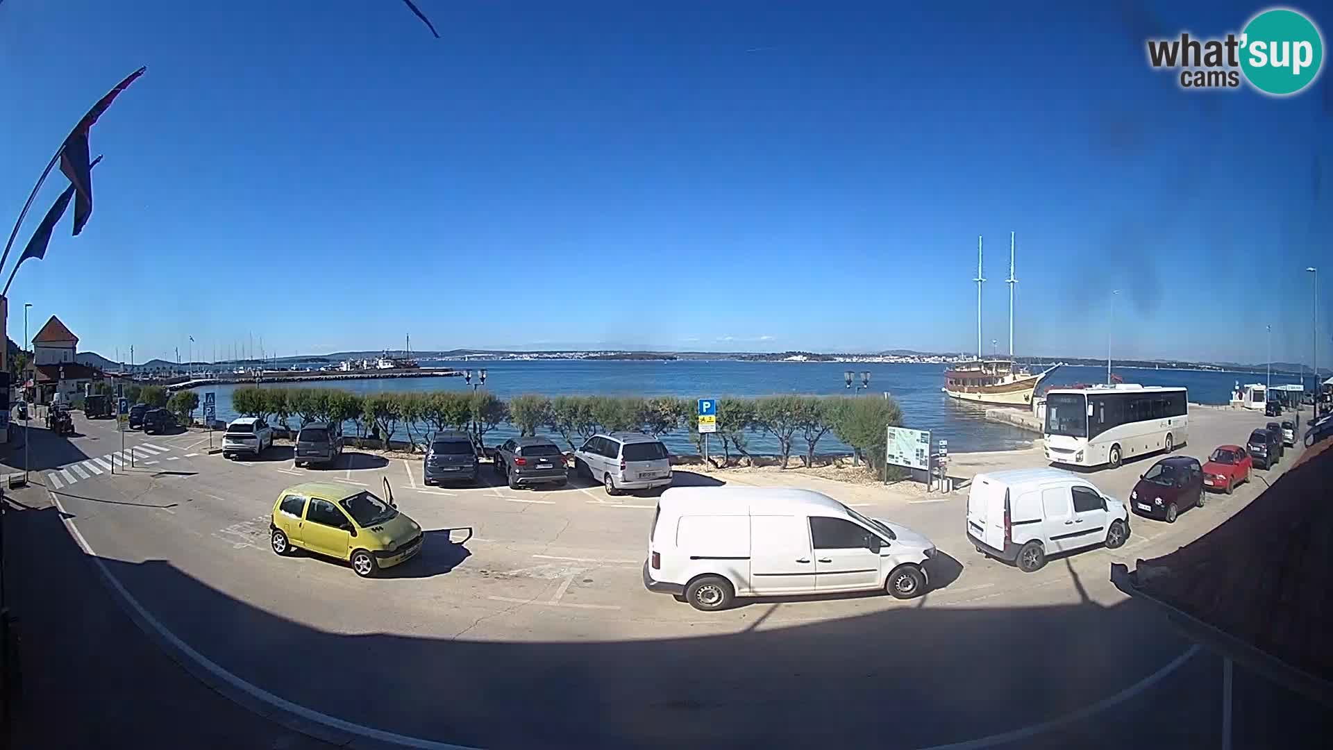 Webcam Tkon – Fährschiff-Terminal