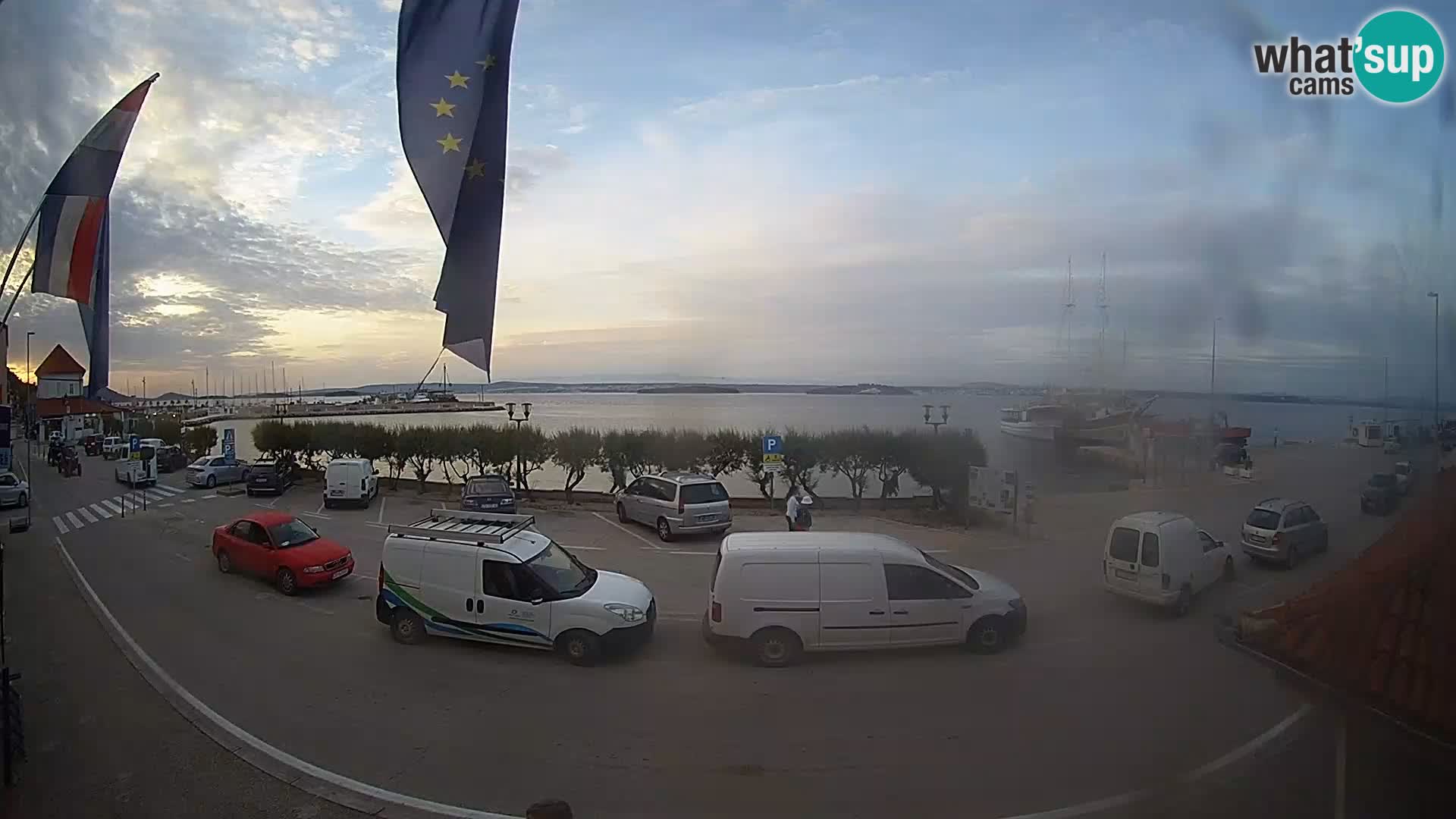 Web kamer u živo Tkon – trajektni terminal