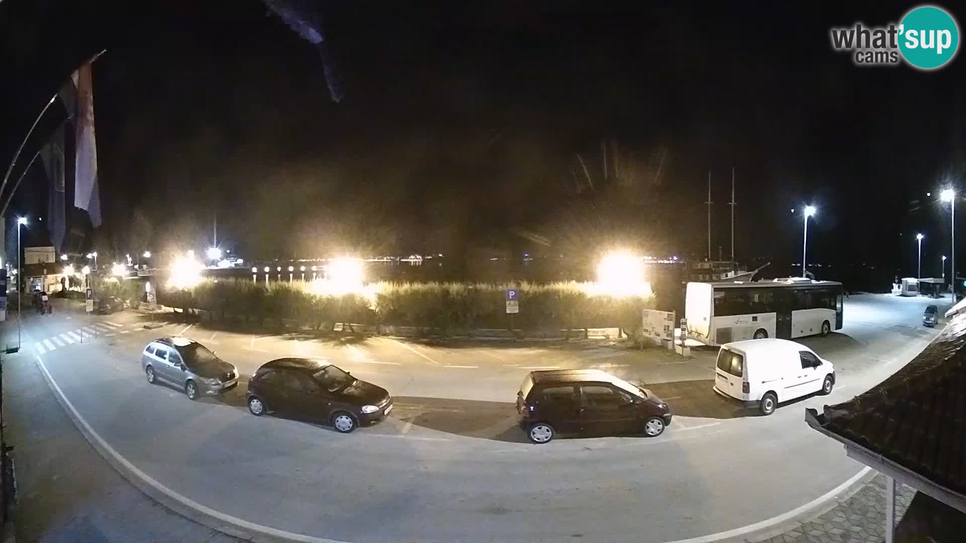 Spletna kamera Tkon – trajektni terminal