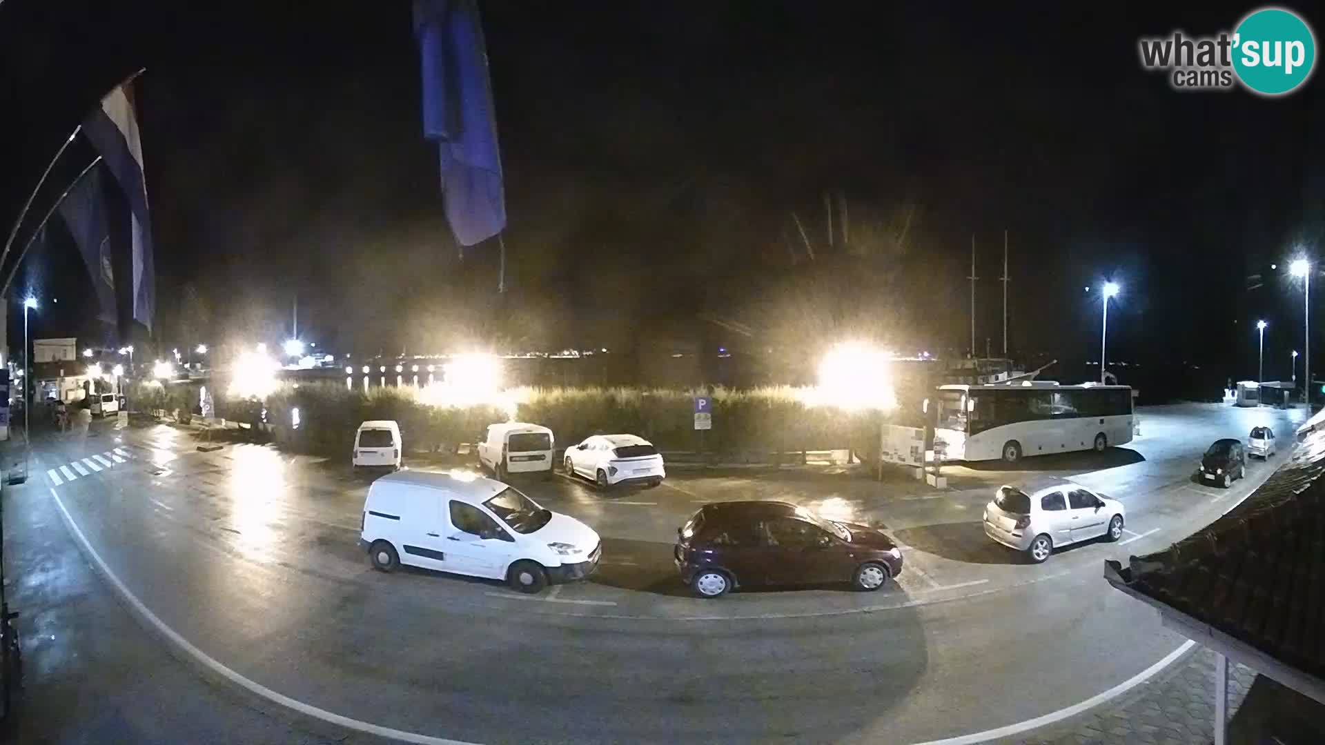 Spletna kamera Tkon – trajektni terminal