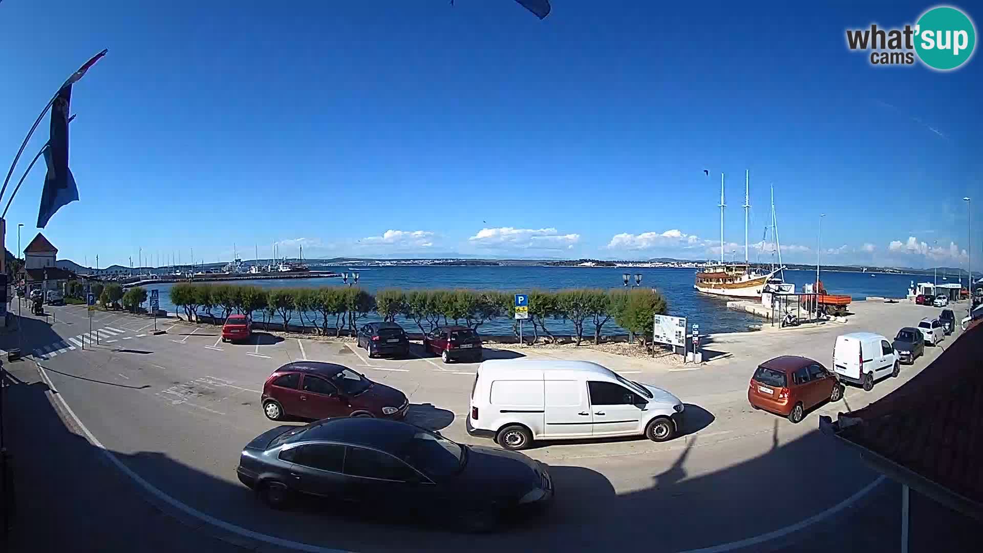 Webcam Tkon – Fährschiff-Terminal