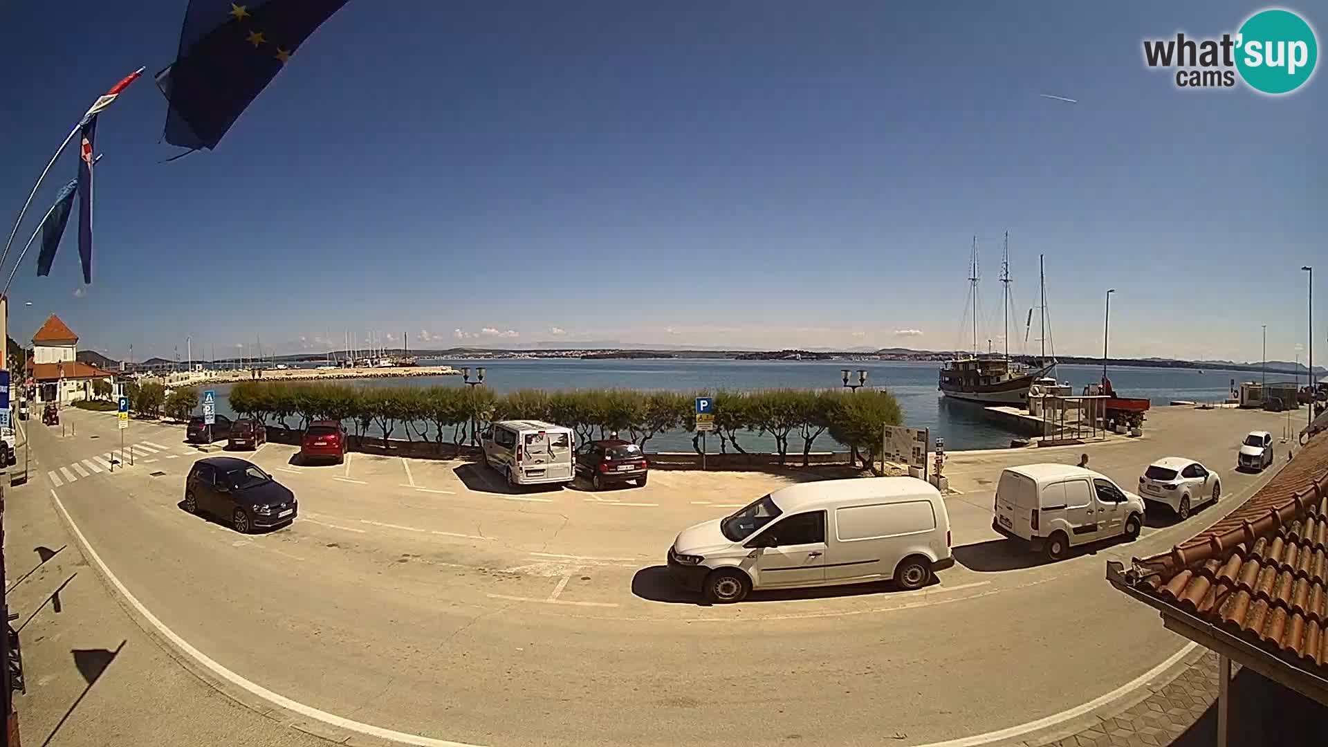 Web kamer u živo Tkon – trajektni terminal