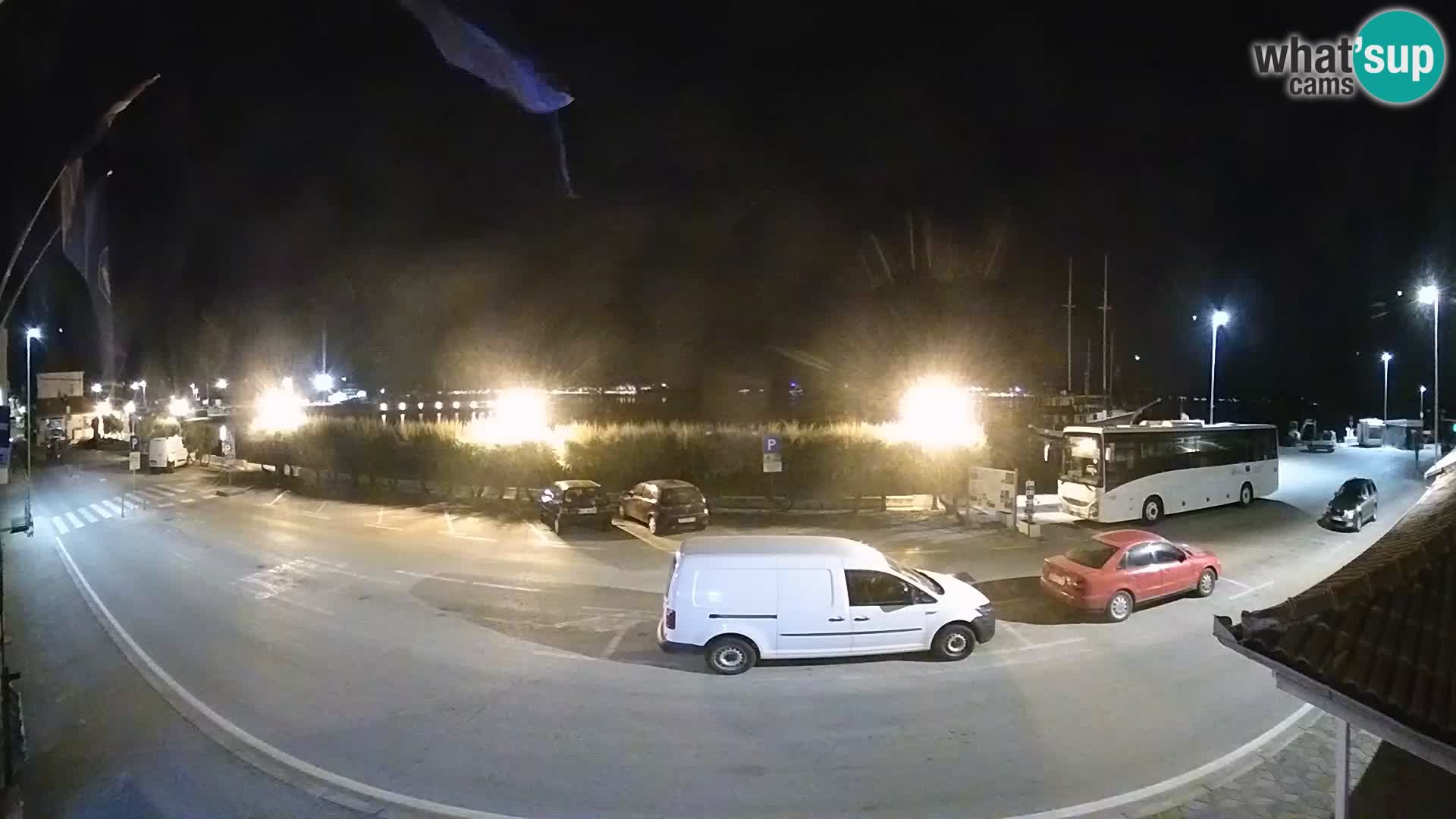 Spletna kamera Tkon – trajektni terminal