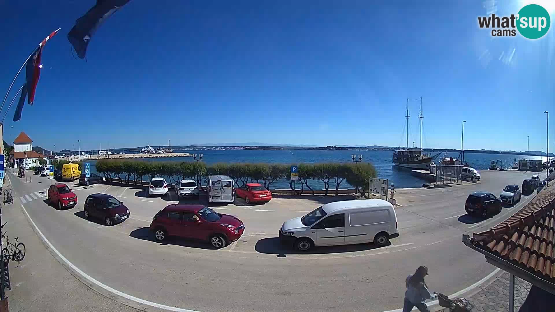 Spletna kamera Tkon – trajektni terminal
