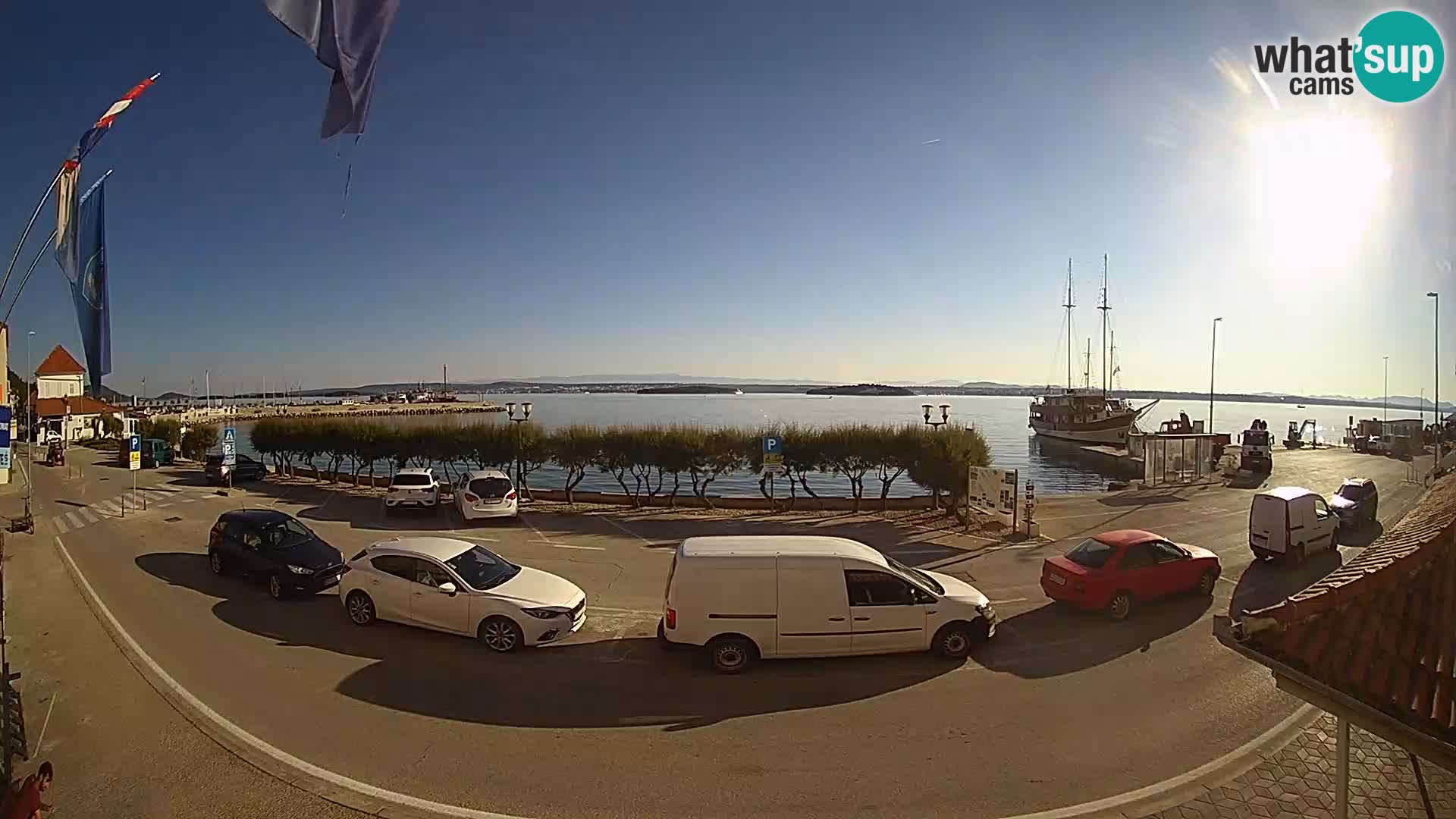 Webcam Tkon – Fährschiff-Terminal