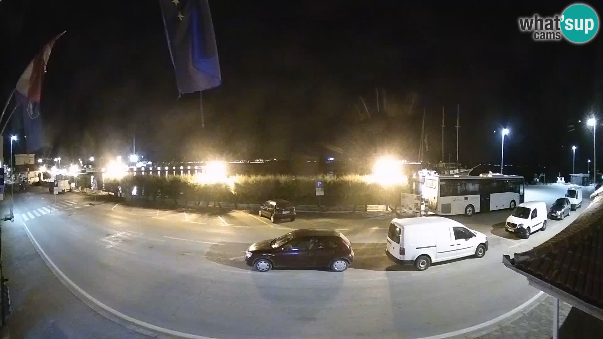 Web kamer u živo Tkon – trajektni terminal