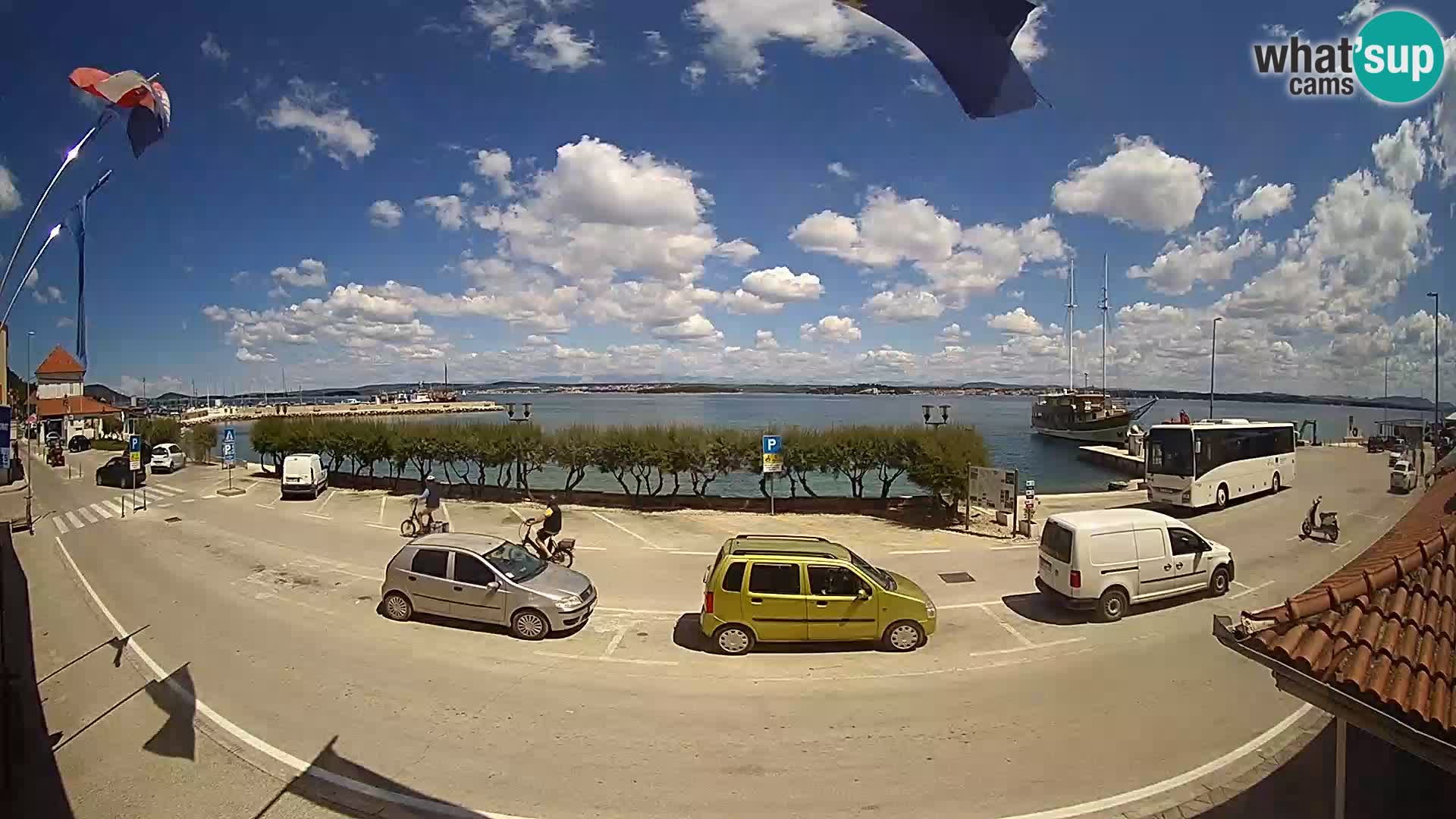 Web kamer u živo Tkon – trajektni terminal