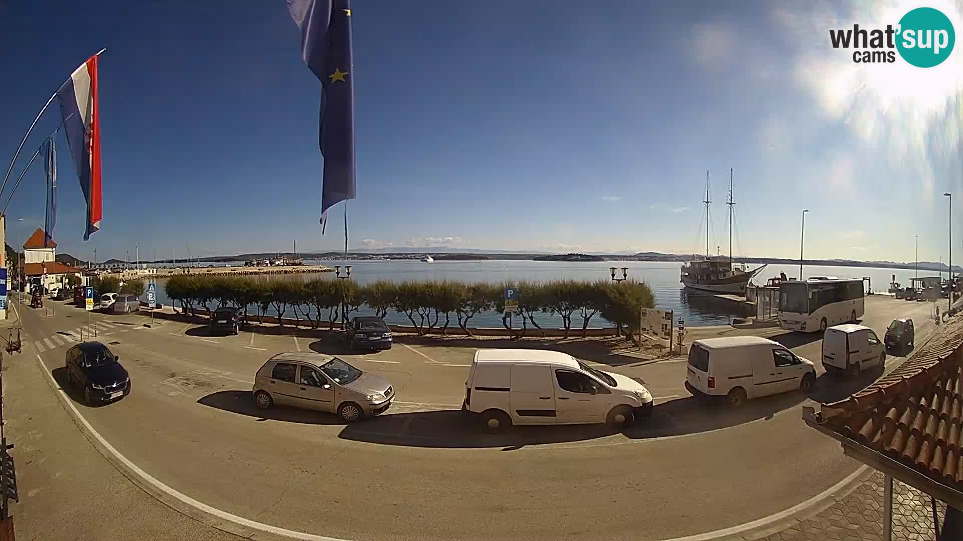 Webcam Tkon – Fährschiff-Terminal