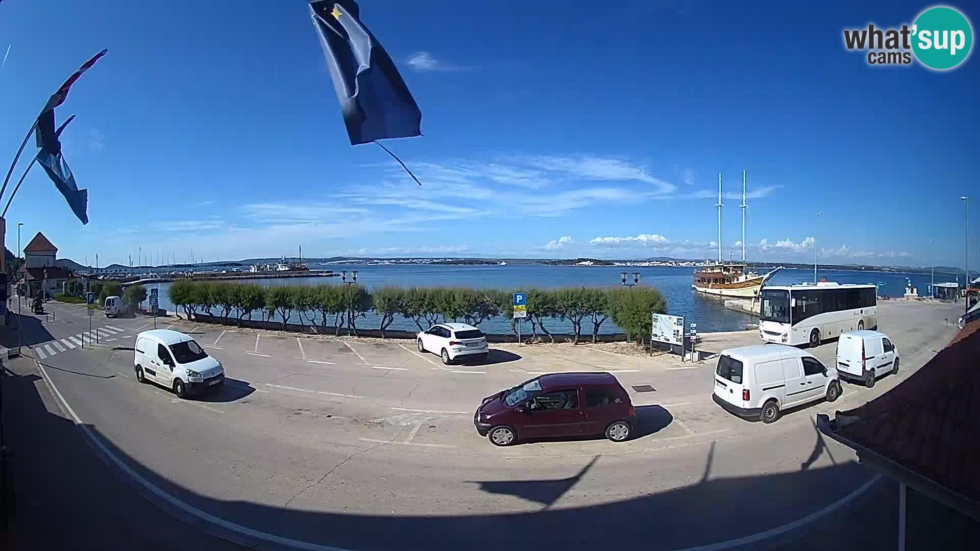 Web kamer u živo Tkon – trajektni terminal