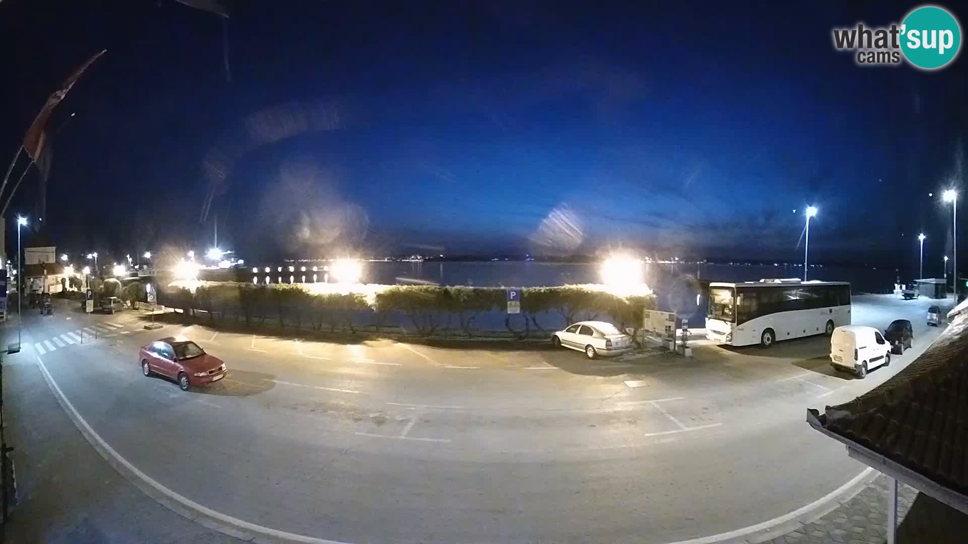 Spletna kamera Tkon – trajektni terminal