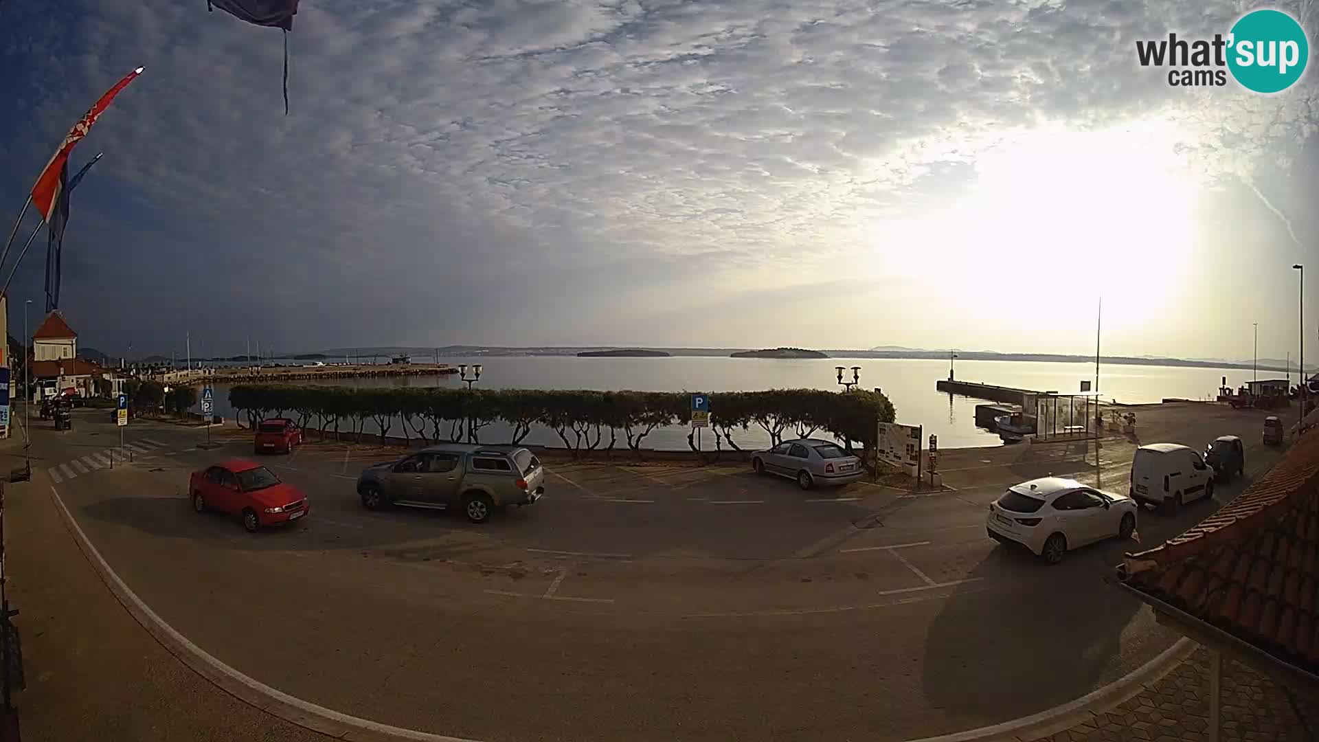 Spletna kamera Tkon – trajektni terminal