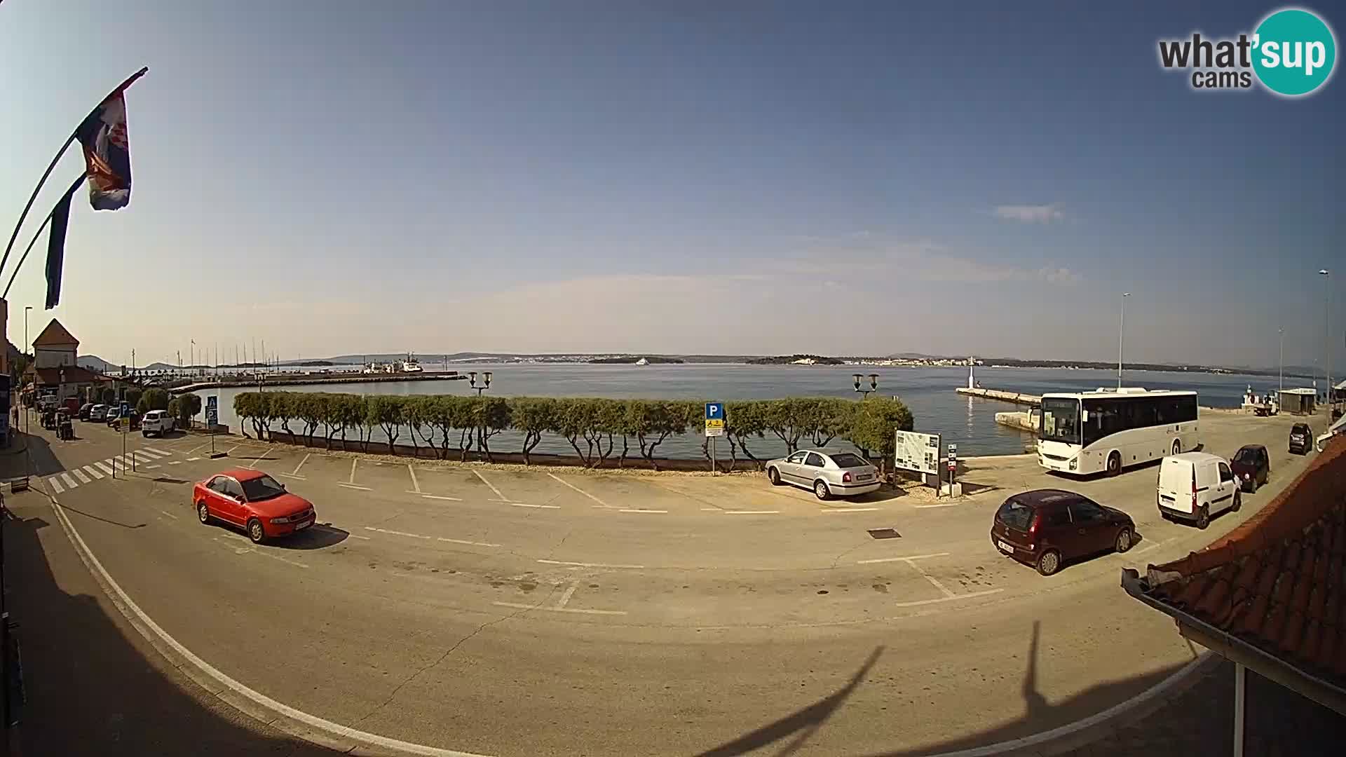 Spletna kamera Tkon – trajektni terminal