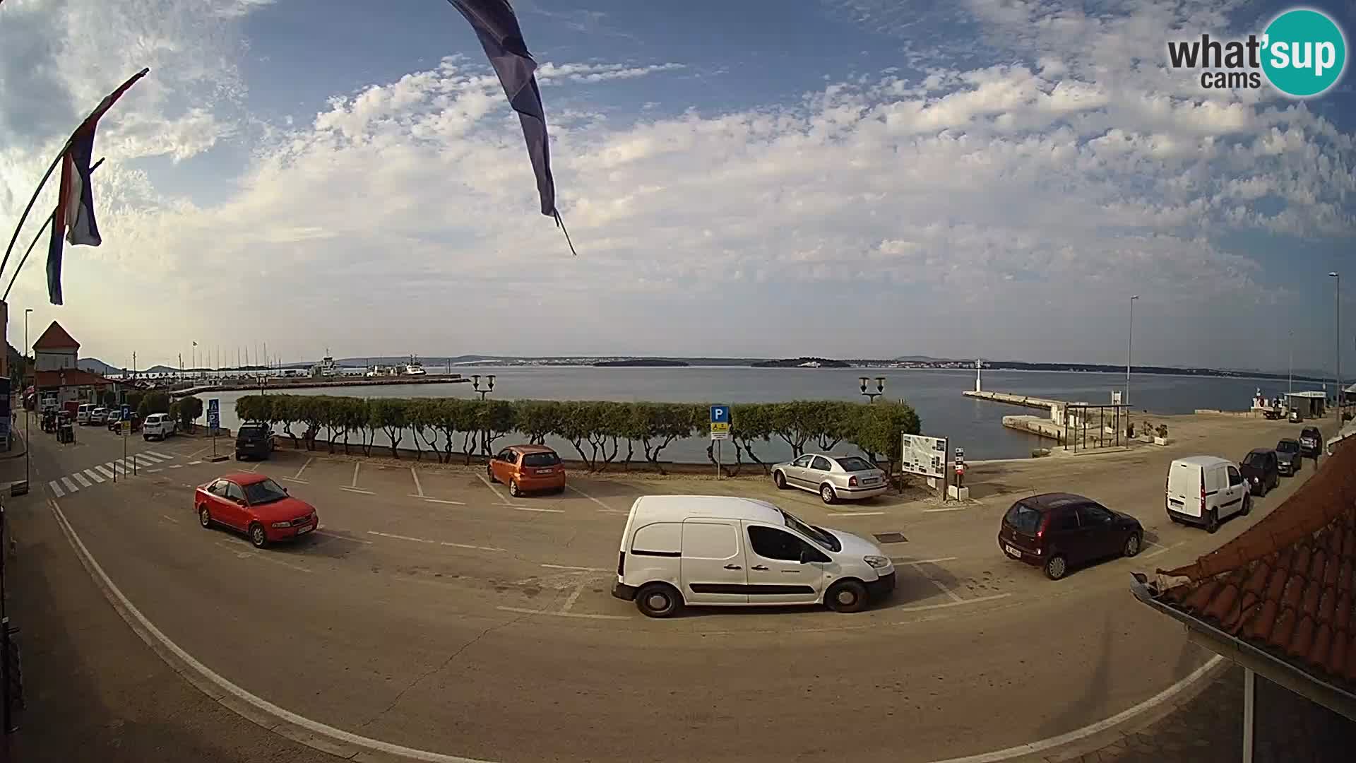 Spletna kamera Tkon – trajektni terminal