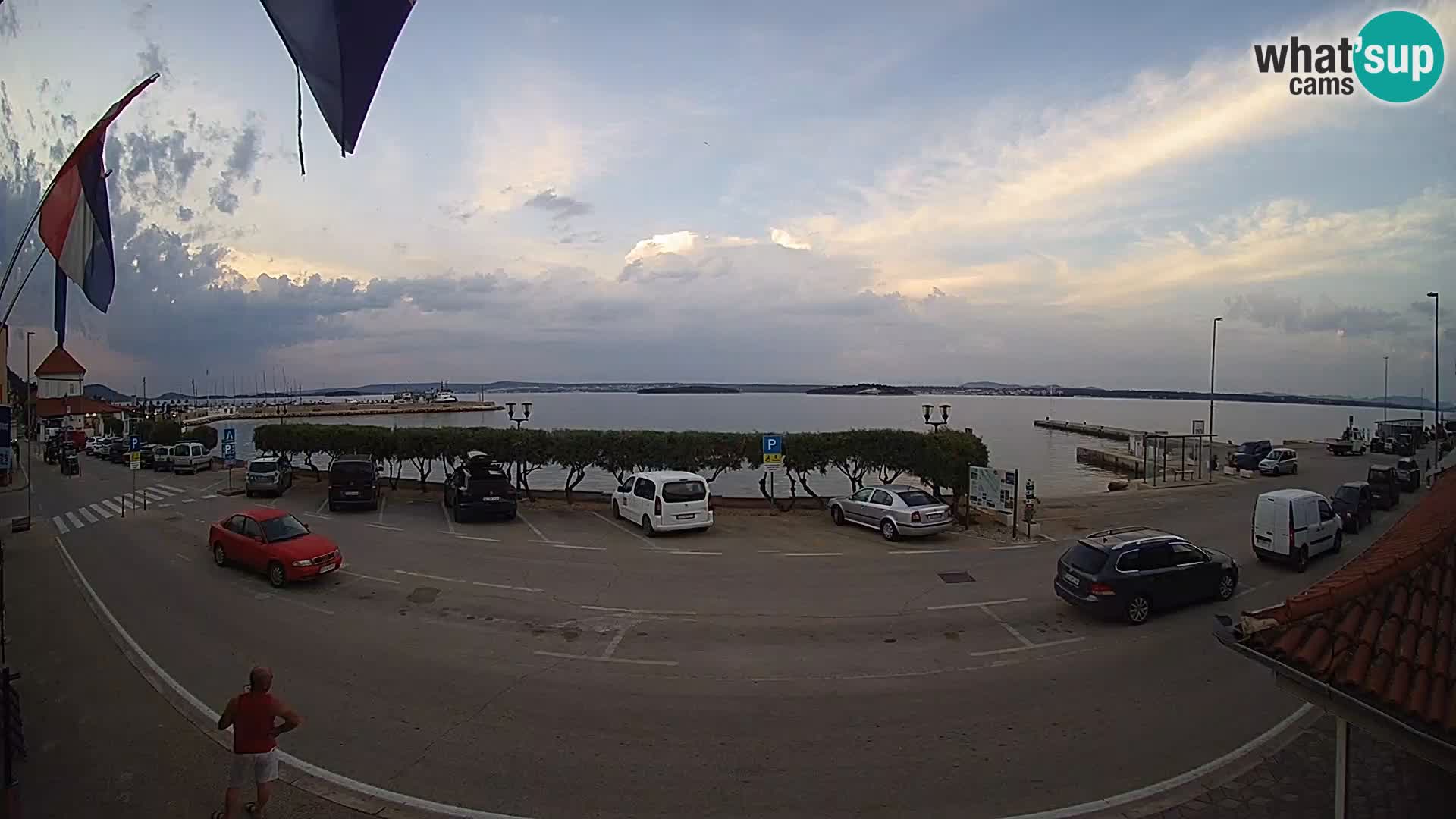 Spletna kamera Tkon – trajektni terminal