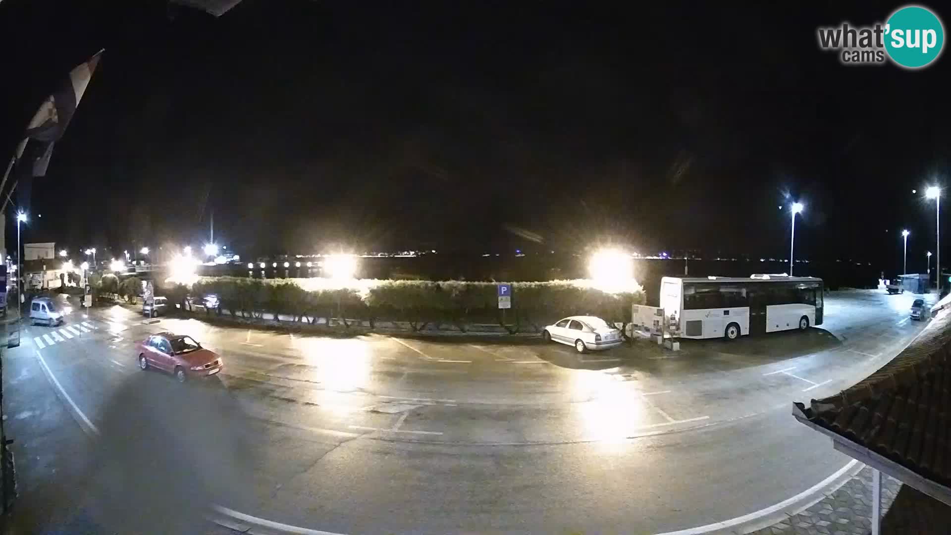 Spletna kamera Tkon – trajektni terminal