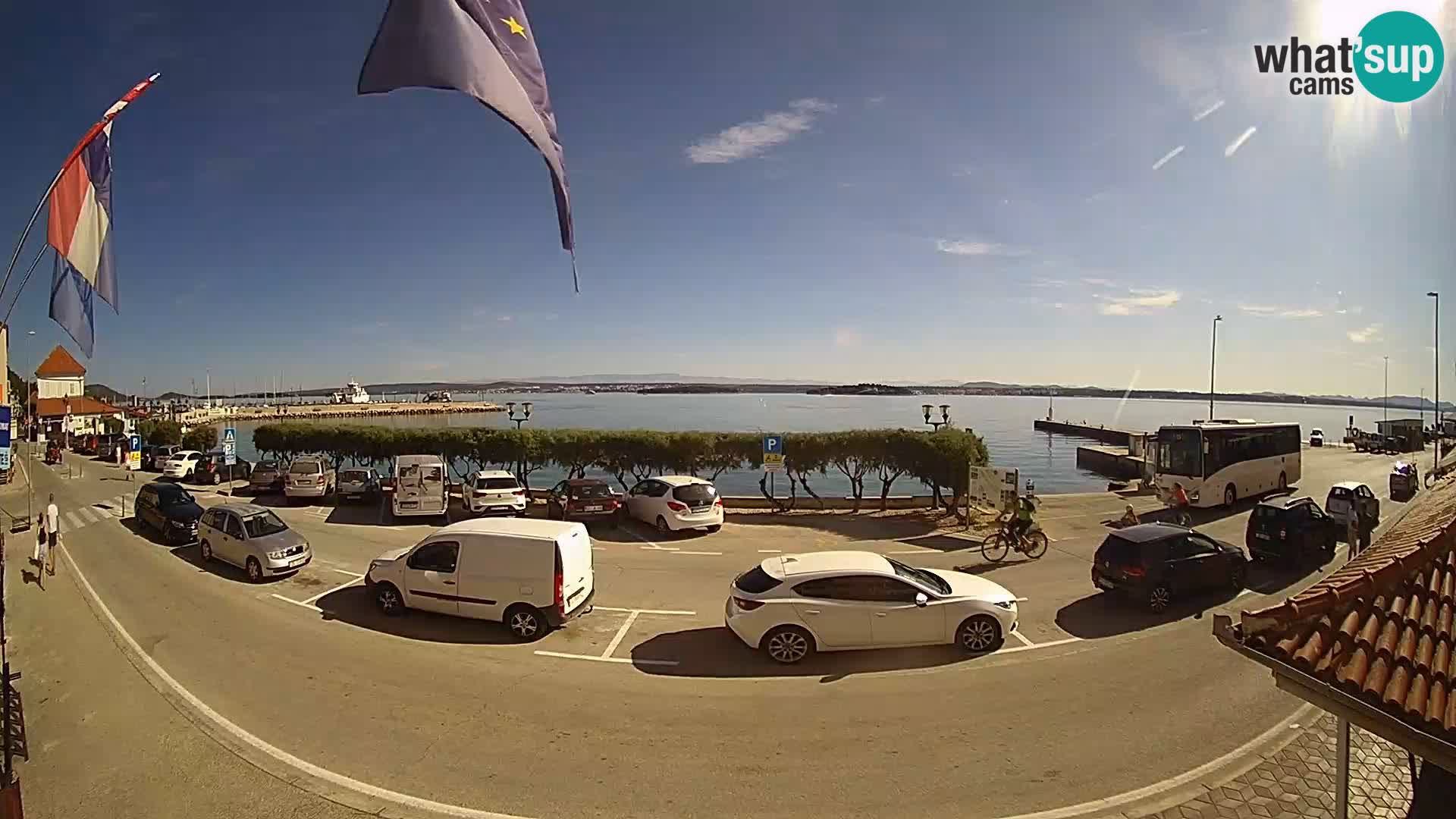 Web kamer u živo Tkon – trajektni terminal