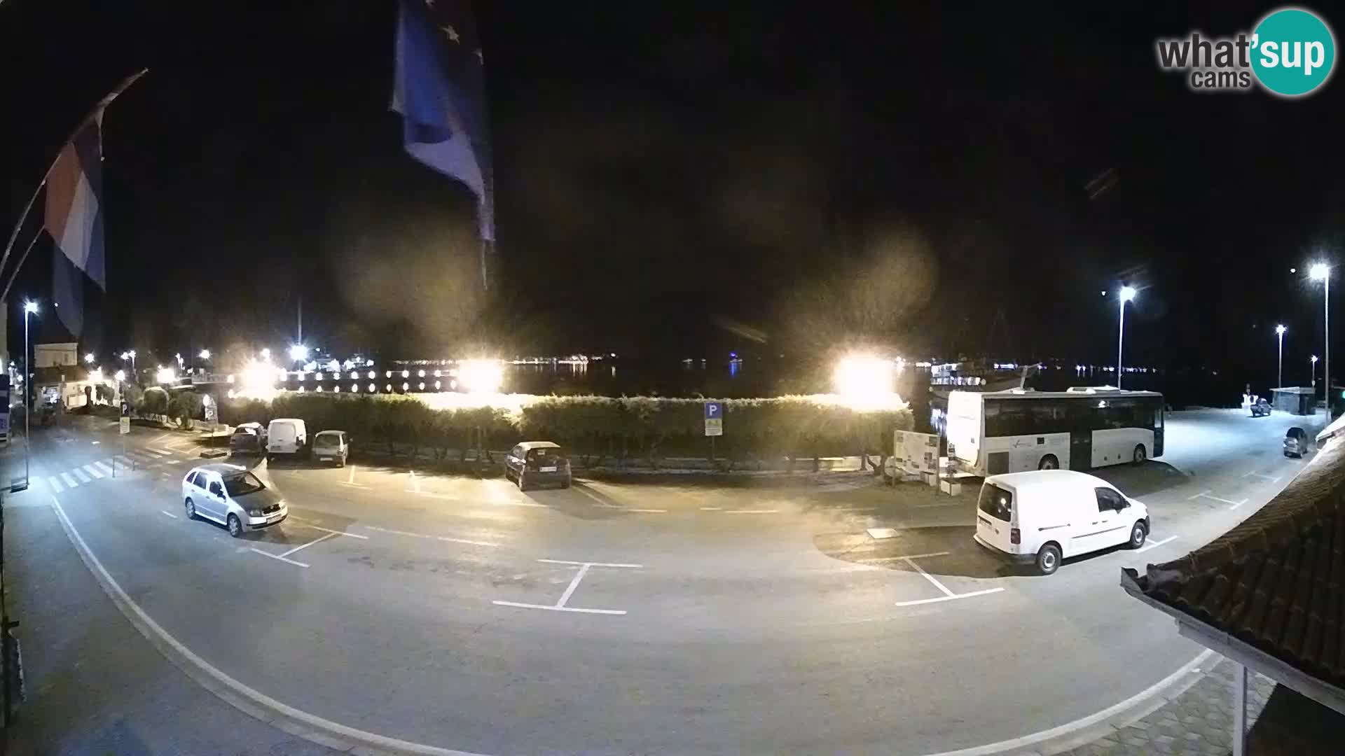 Spletna kamera Tkon – trajektni terminal