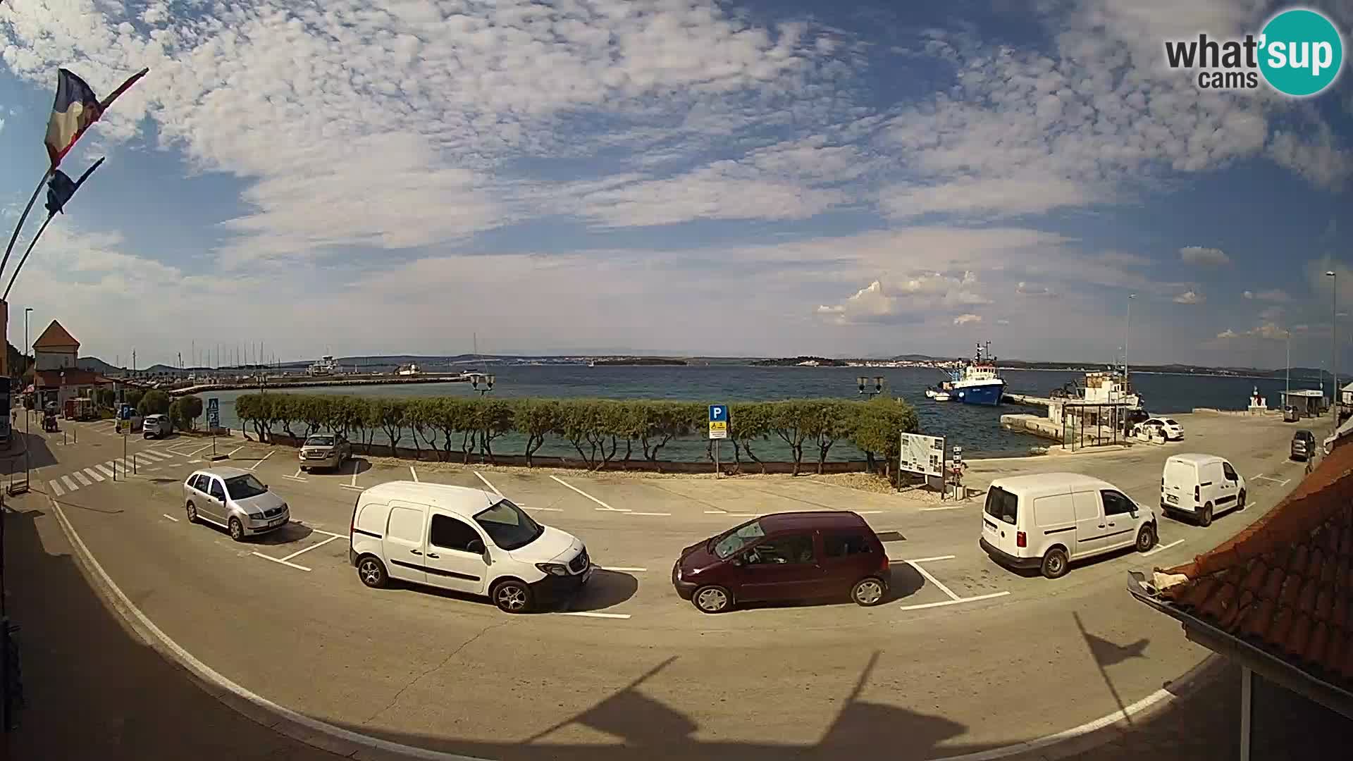 Spletna kamera Tkon – trajektni terminal