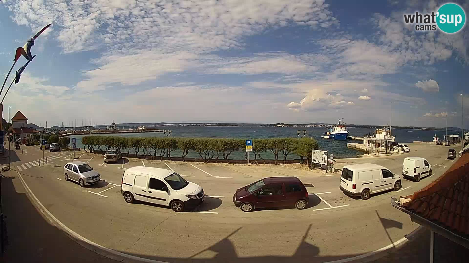 Spletna kamera Tkon – trajektni terminal