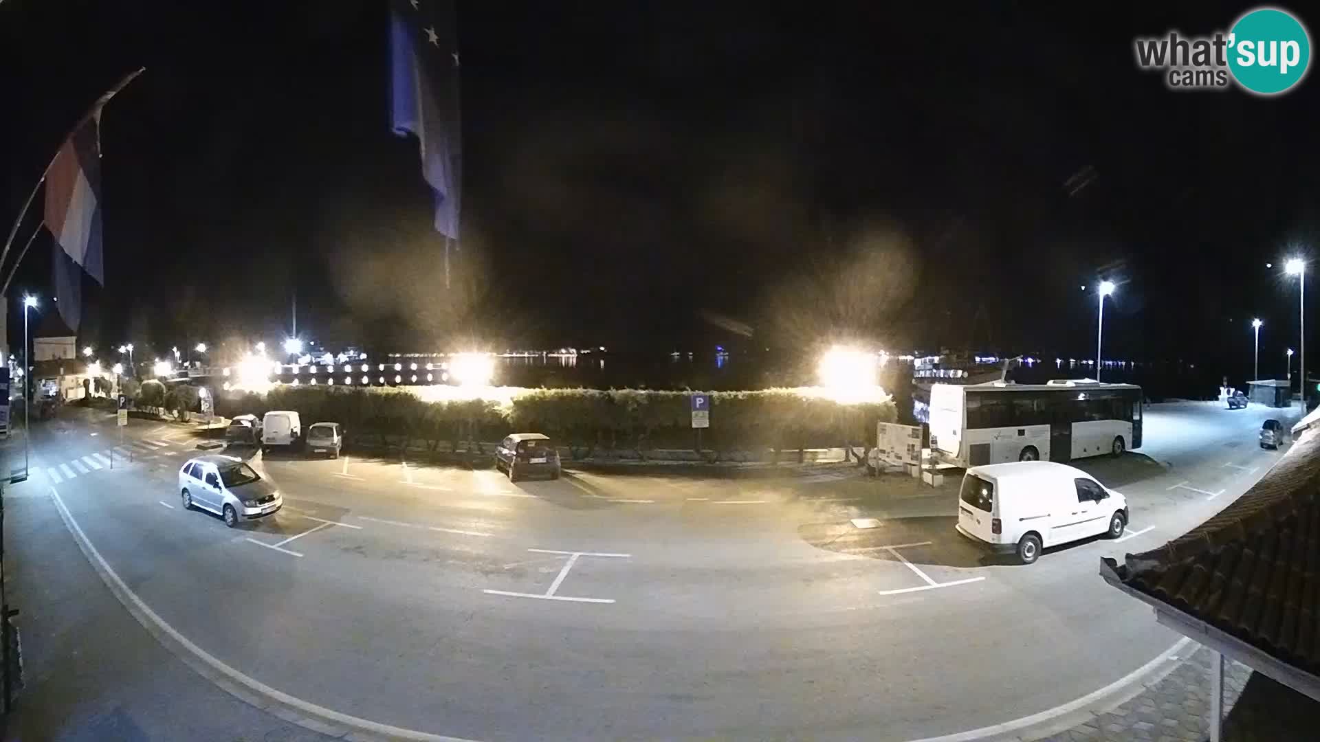 Web kamer u živo Tkon – trajektni terminal